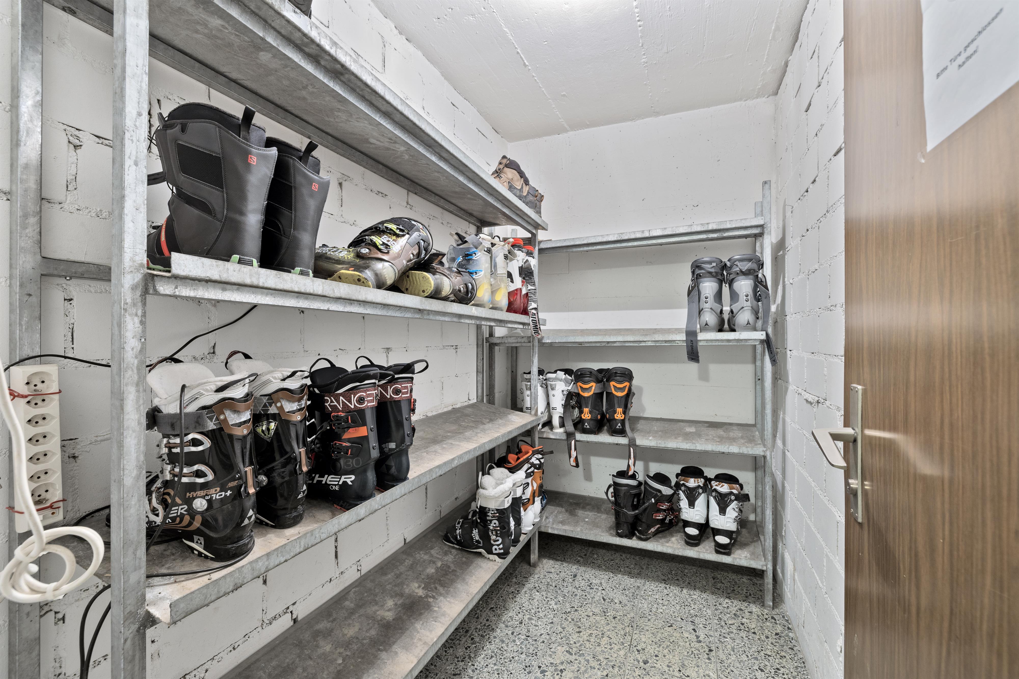 Skiraum Triangel A 1.0 Skiraum Triangel A 1.0