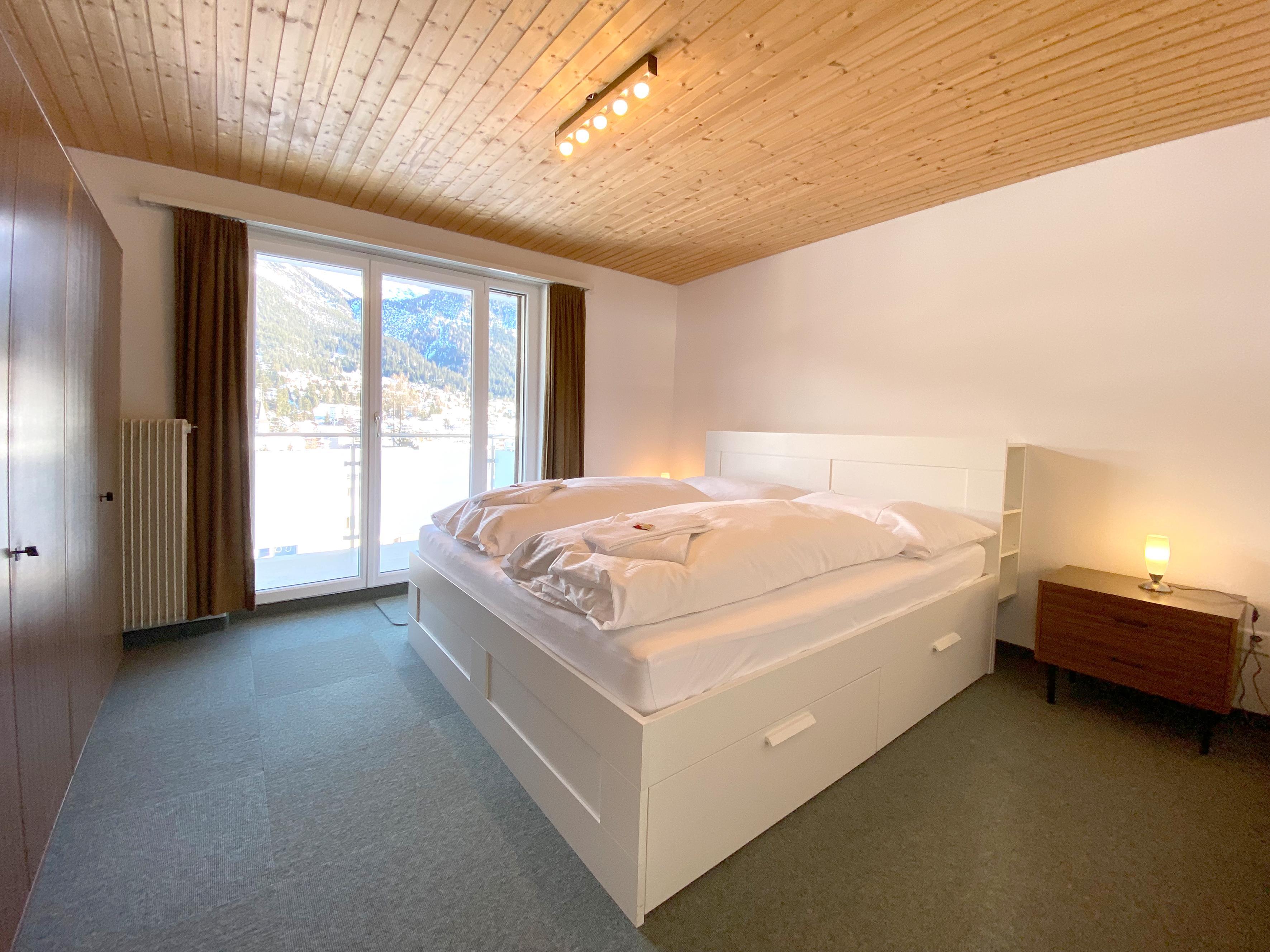 Schlafen 1.jpg Schlafen 1.jpg