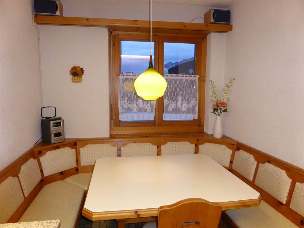 dining area dining area