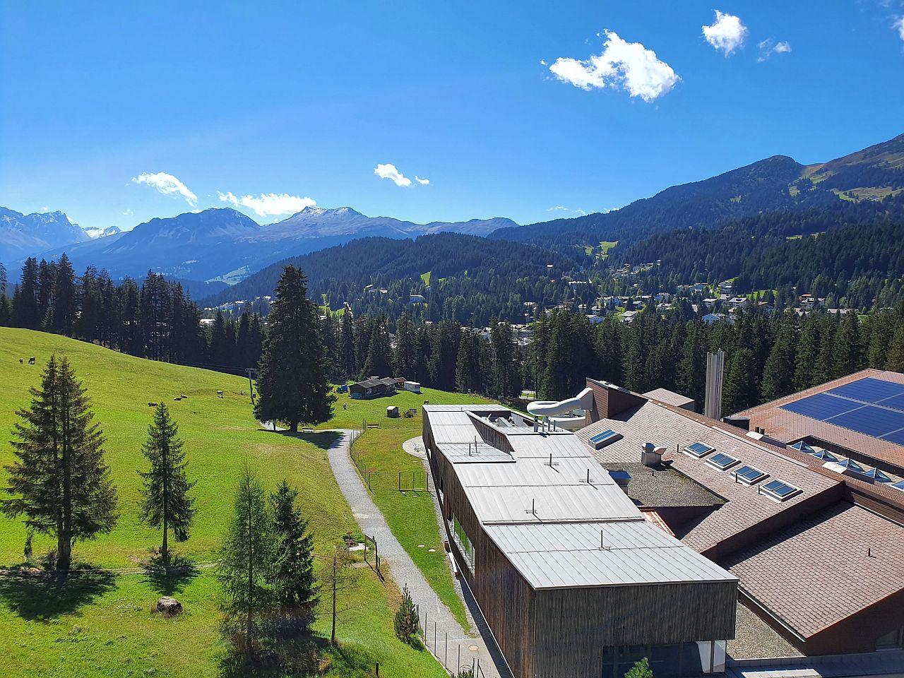 Aussicht vom Wohnzimmer/Balkon aus Aussicht vom Wohnzimmer/Balkon aus