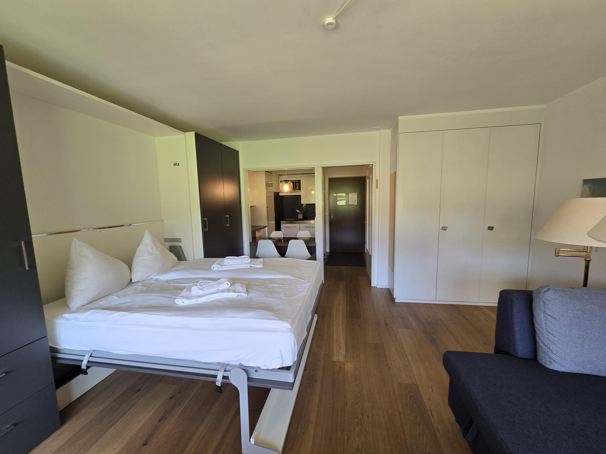 Wohnbereich mit Schrankbetten 1 Wohnbereich mit Schrankbetten 1