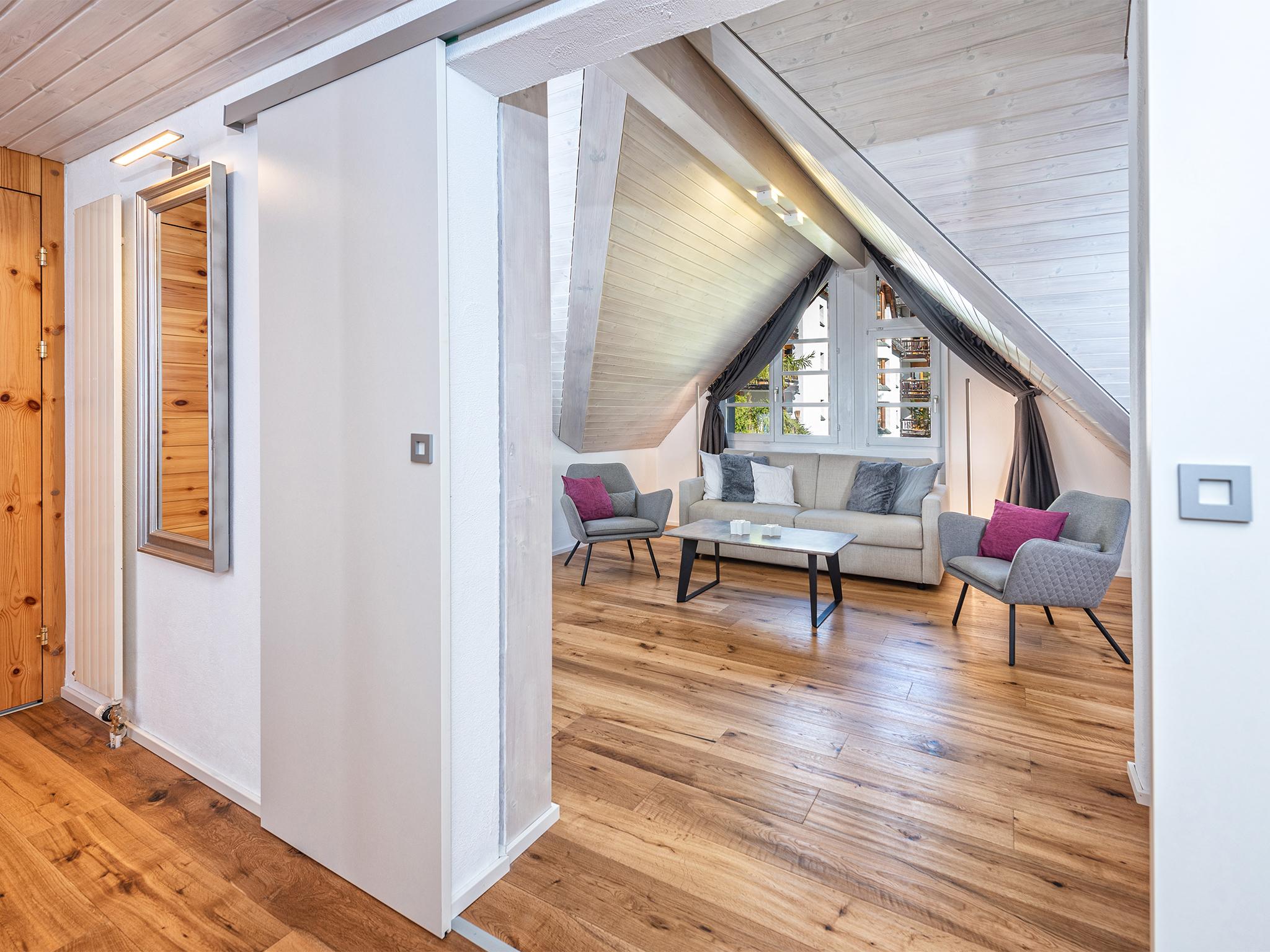 0013_DS1_1824 0013_DS1_1824