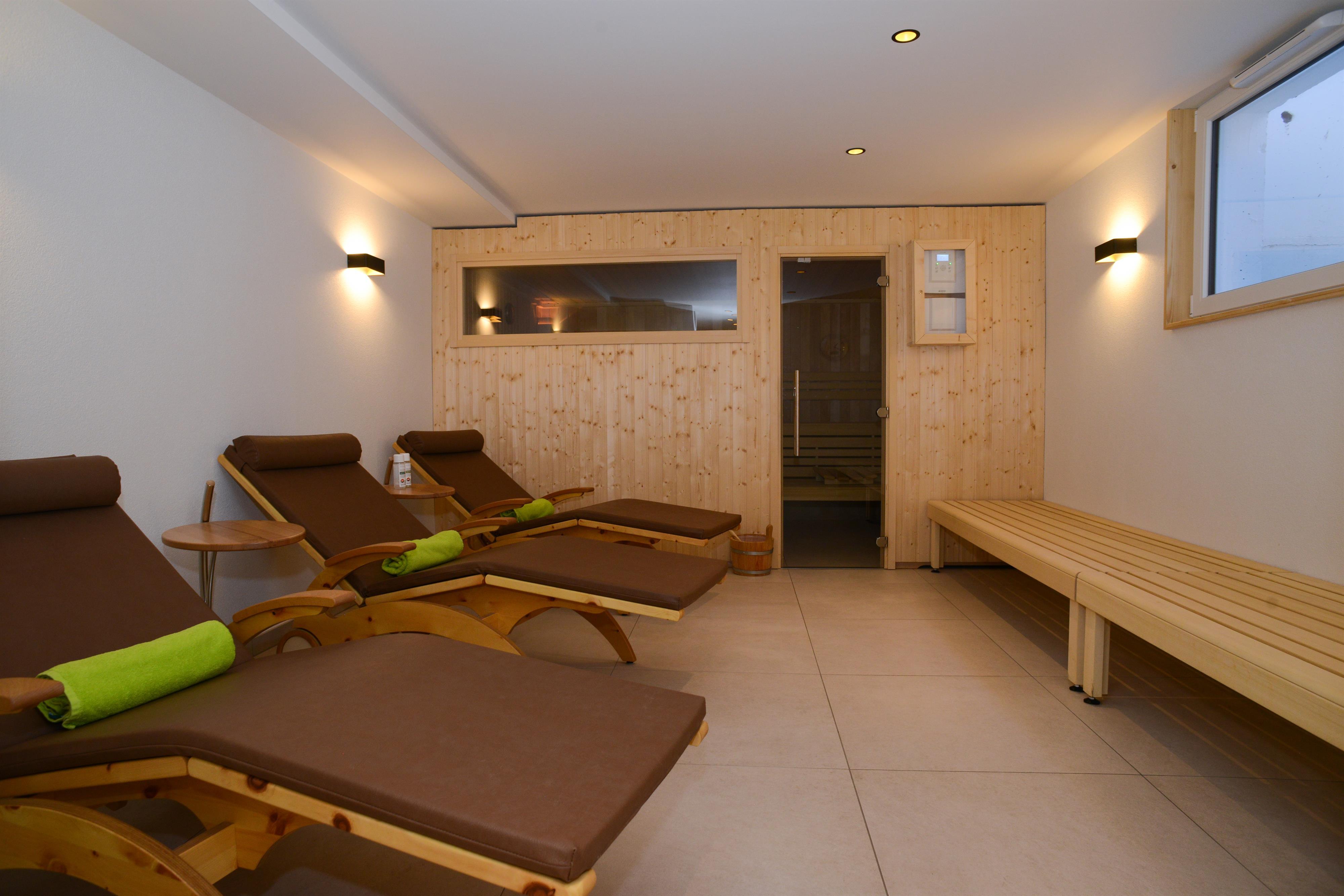 Sauna neu.jpg Sauna neu.jpg