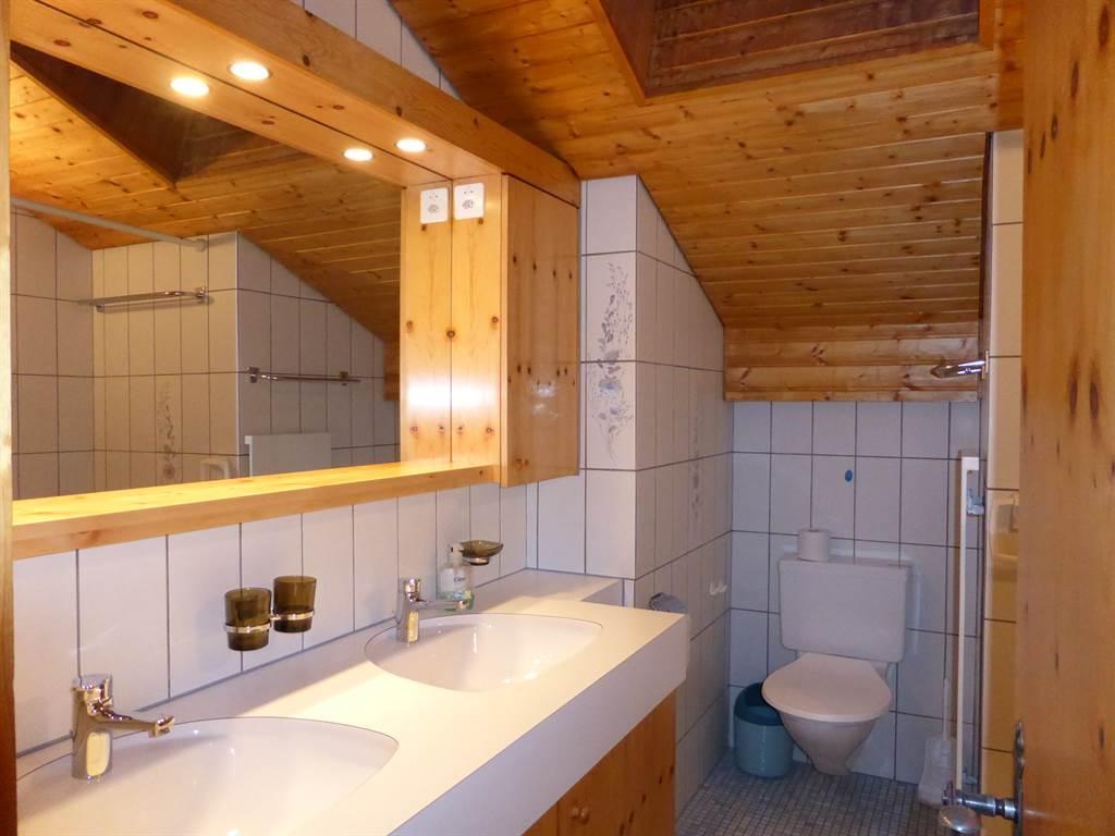 Bathroom on the 1st floor Bathroom on the 1st floor