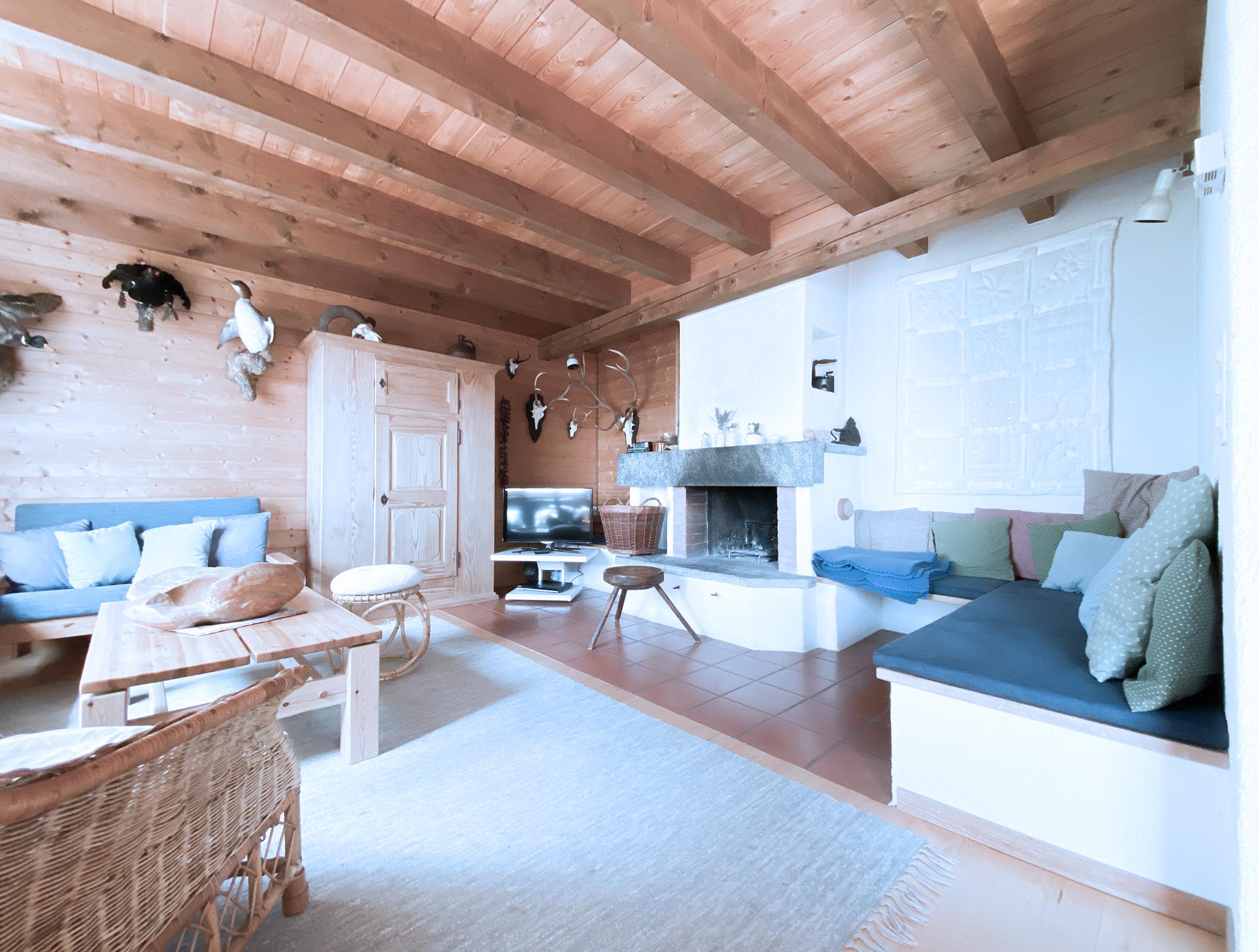 Wohnbereich mit Cheminée Wohnbereich mit Cheminée