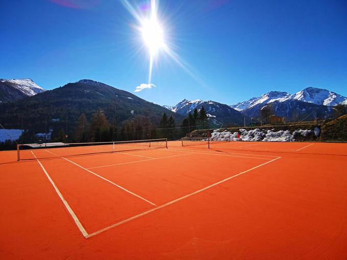 Tennisplätze Freizeit & Sportarena Virgen