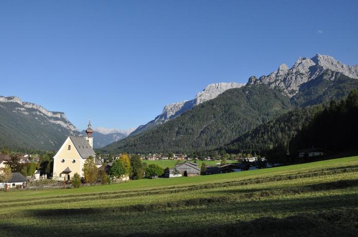Pfarrkirche zum Hl. Vitus und Nikolaus