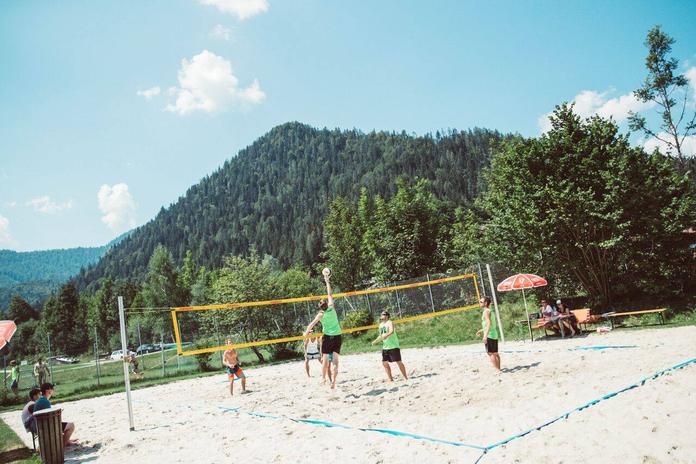 Beachvolleyballplatz | Badeanlage Waidring