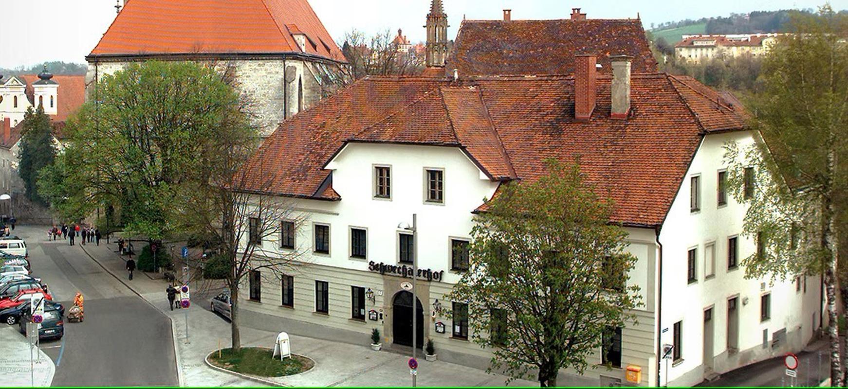 Schwechaterhof