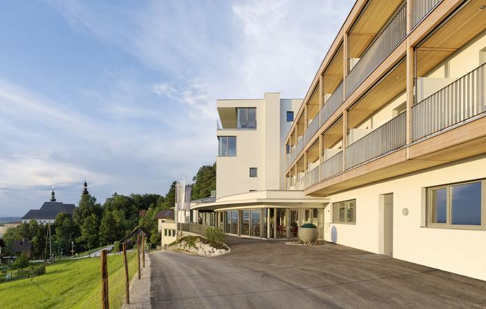 Dunkelgenussraum im SPES Hotel