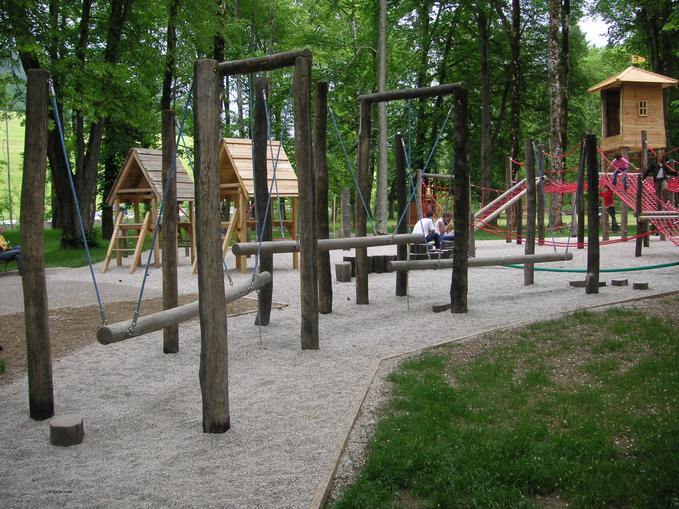 Öffentlicher Kletterspielplatz Windischgarsten