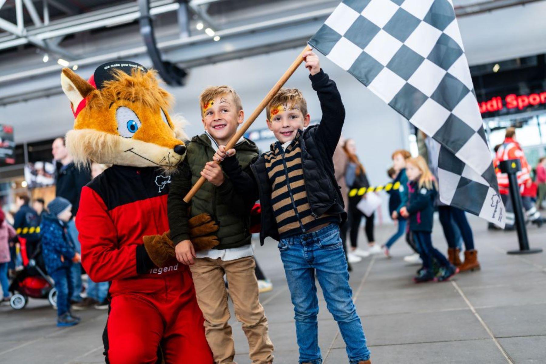Kids, @ KidsmitFuchsPressefotoNuerburgring©Gruppe C