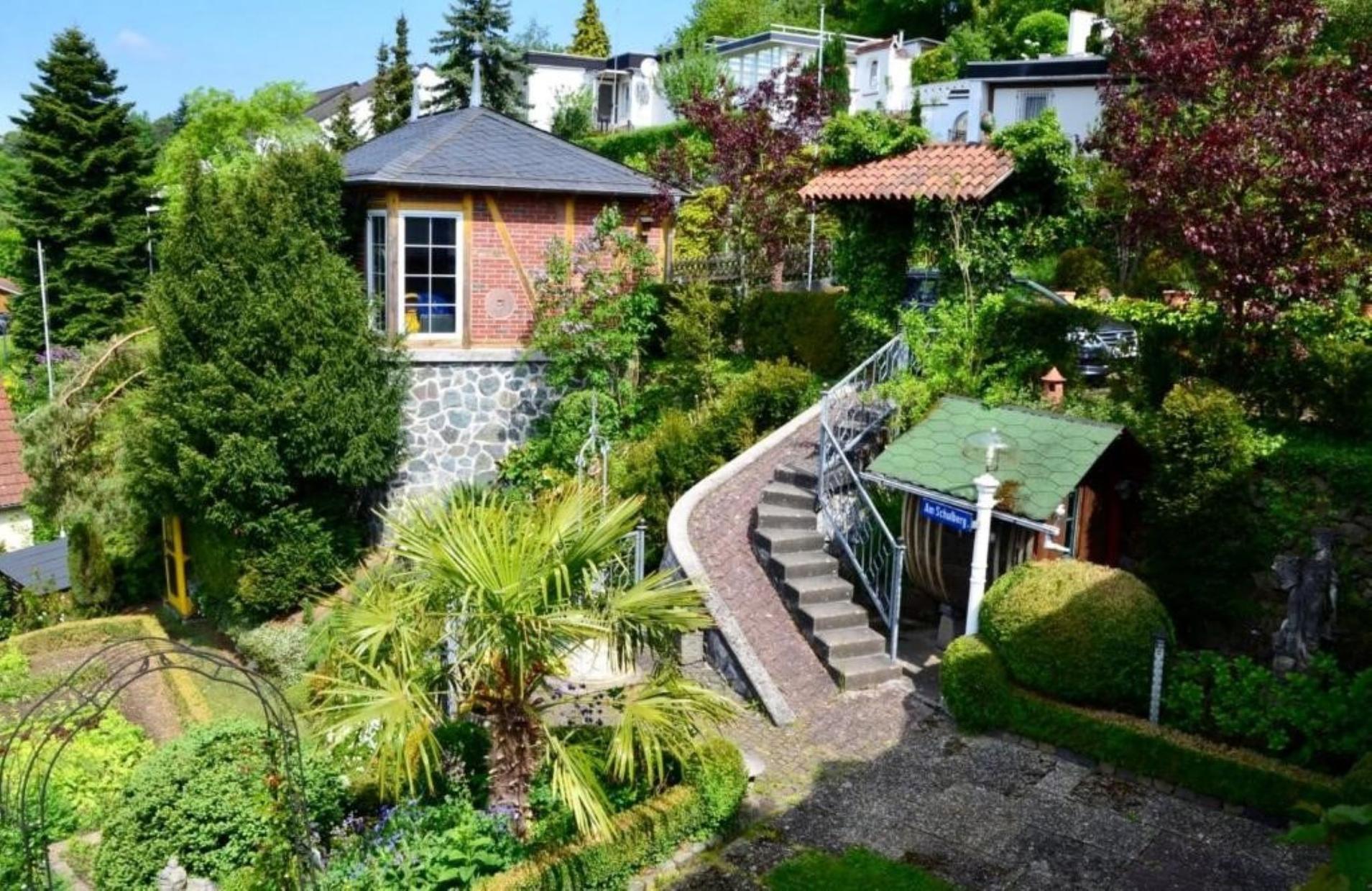 Weg zum Garten