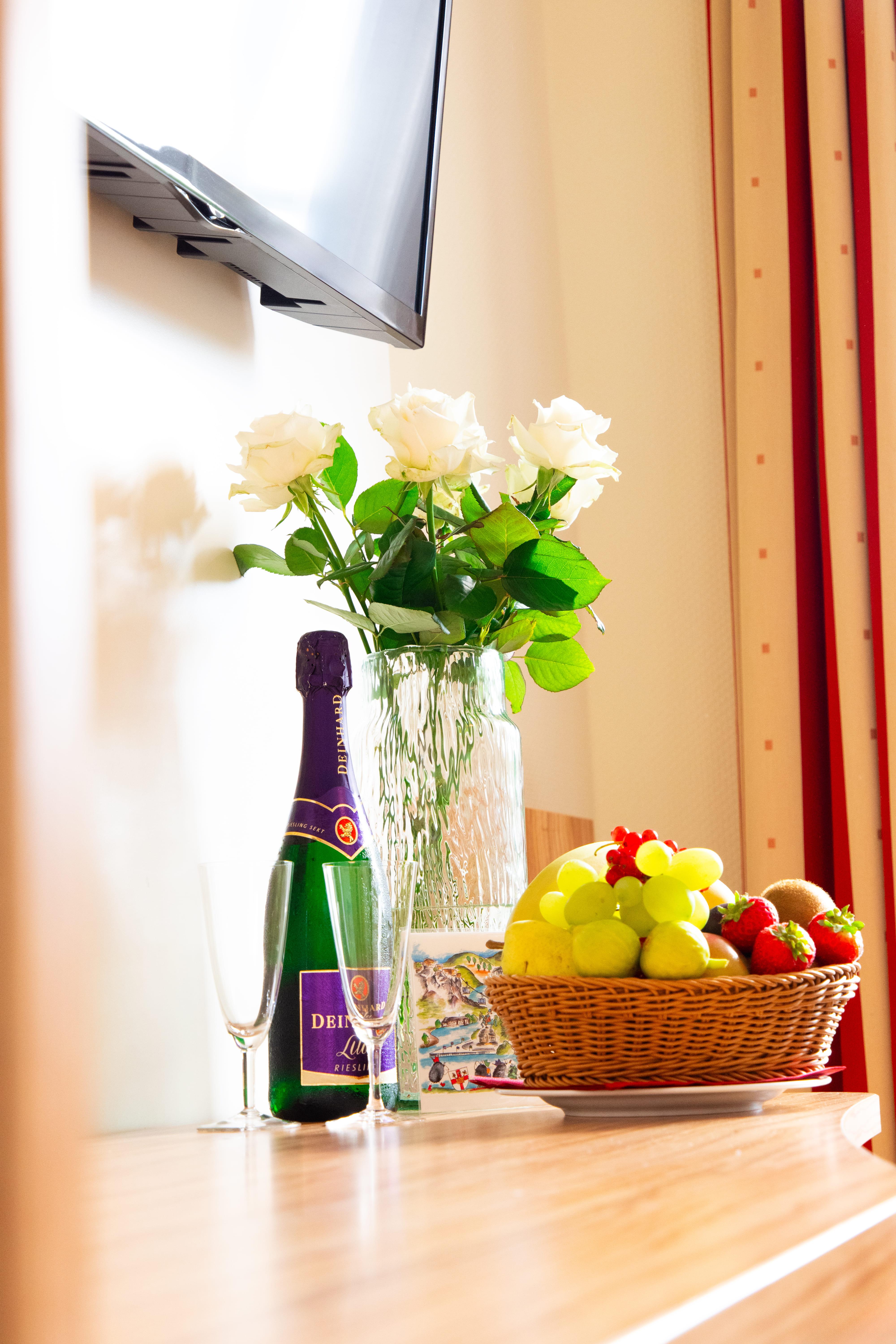 Sekt & Obstkorb auf Wunsch im Zimmer