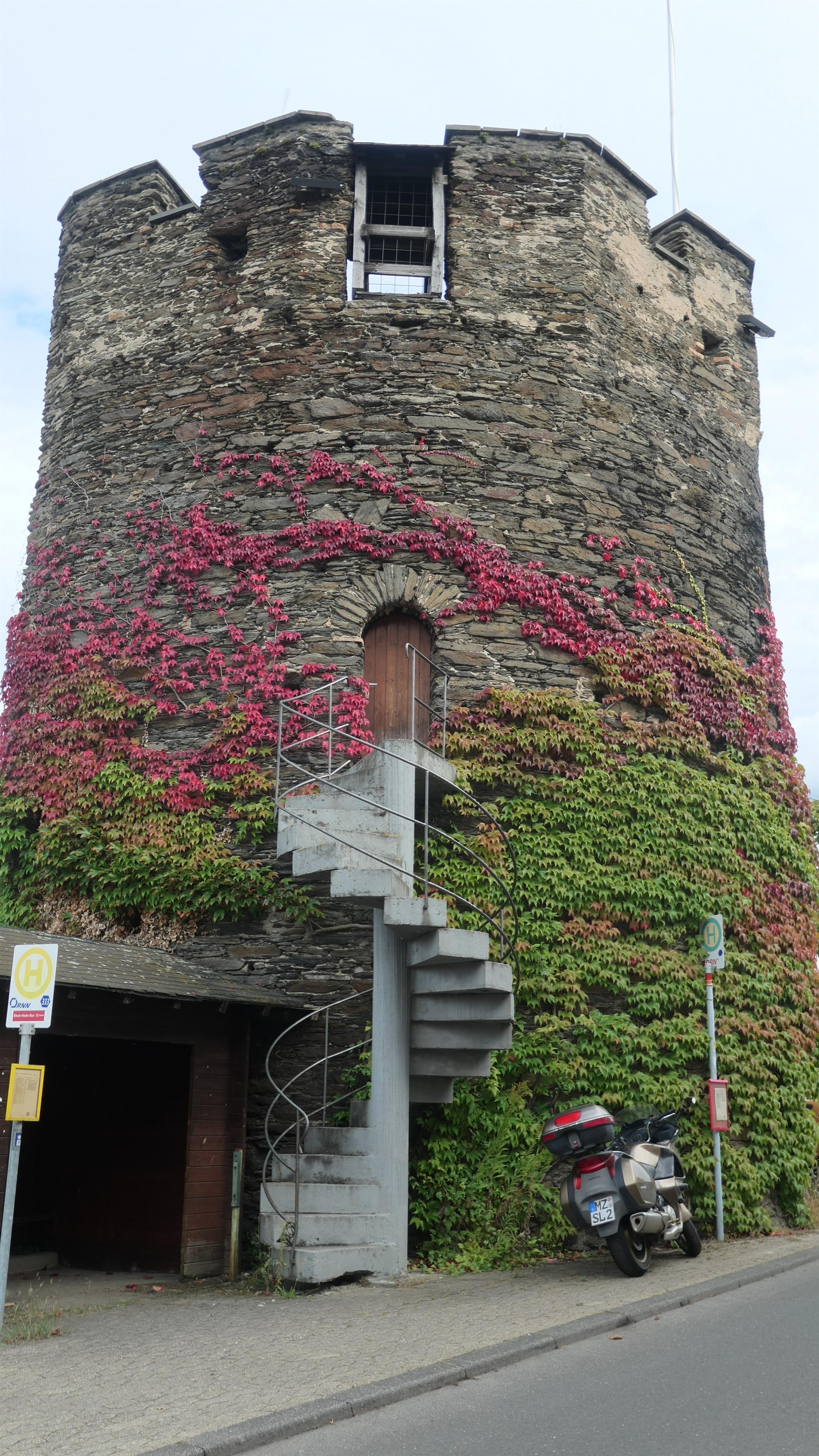 Rundturm oder „Halber Wehrturm“