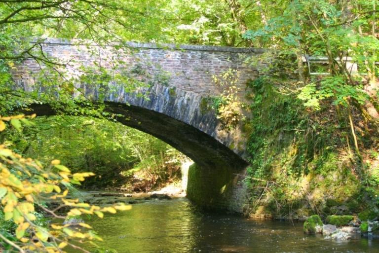 Brücke Zufahrt