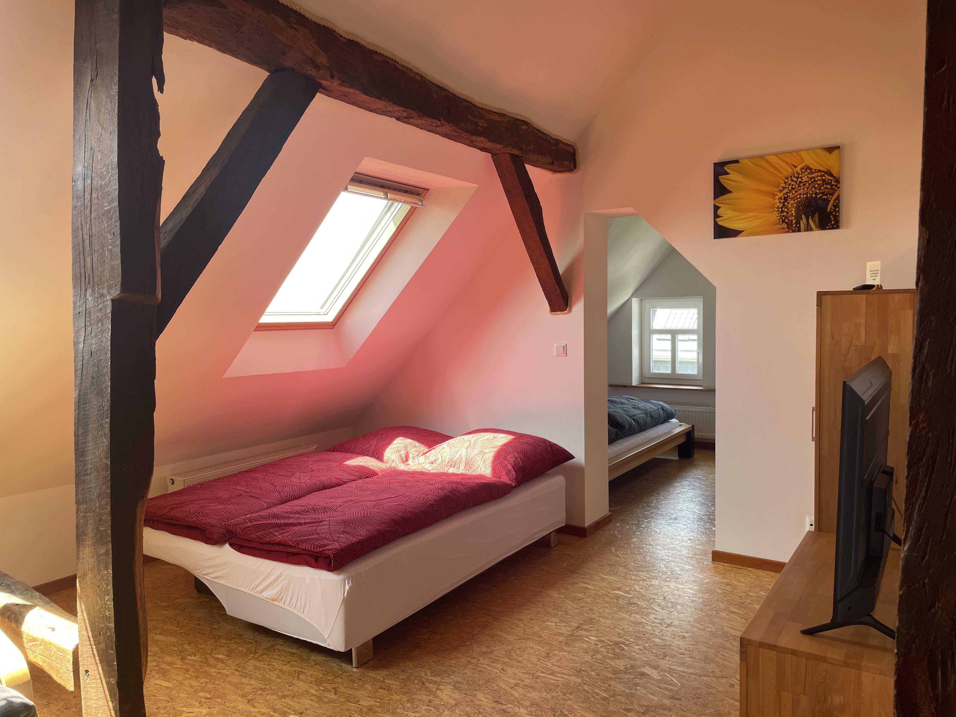 Schlafcouch im Dachgeschoss (140x190)