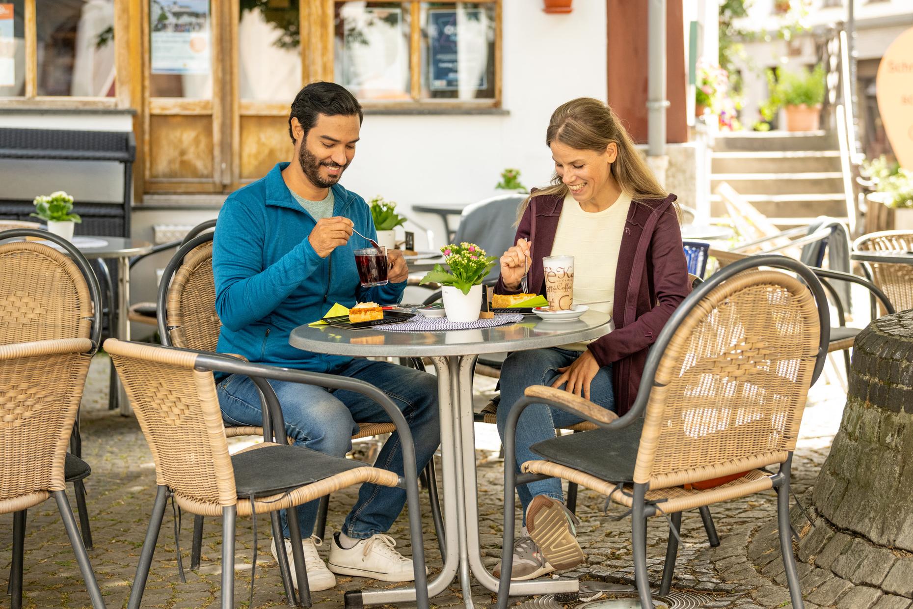 Kaffee, Kuchen und ein schöner Nachmittag