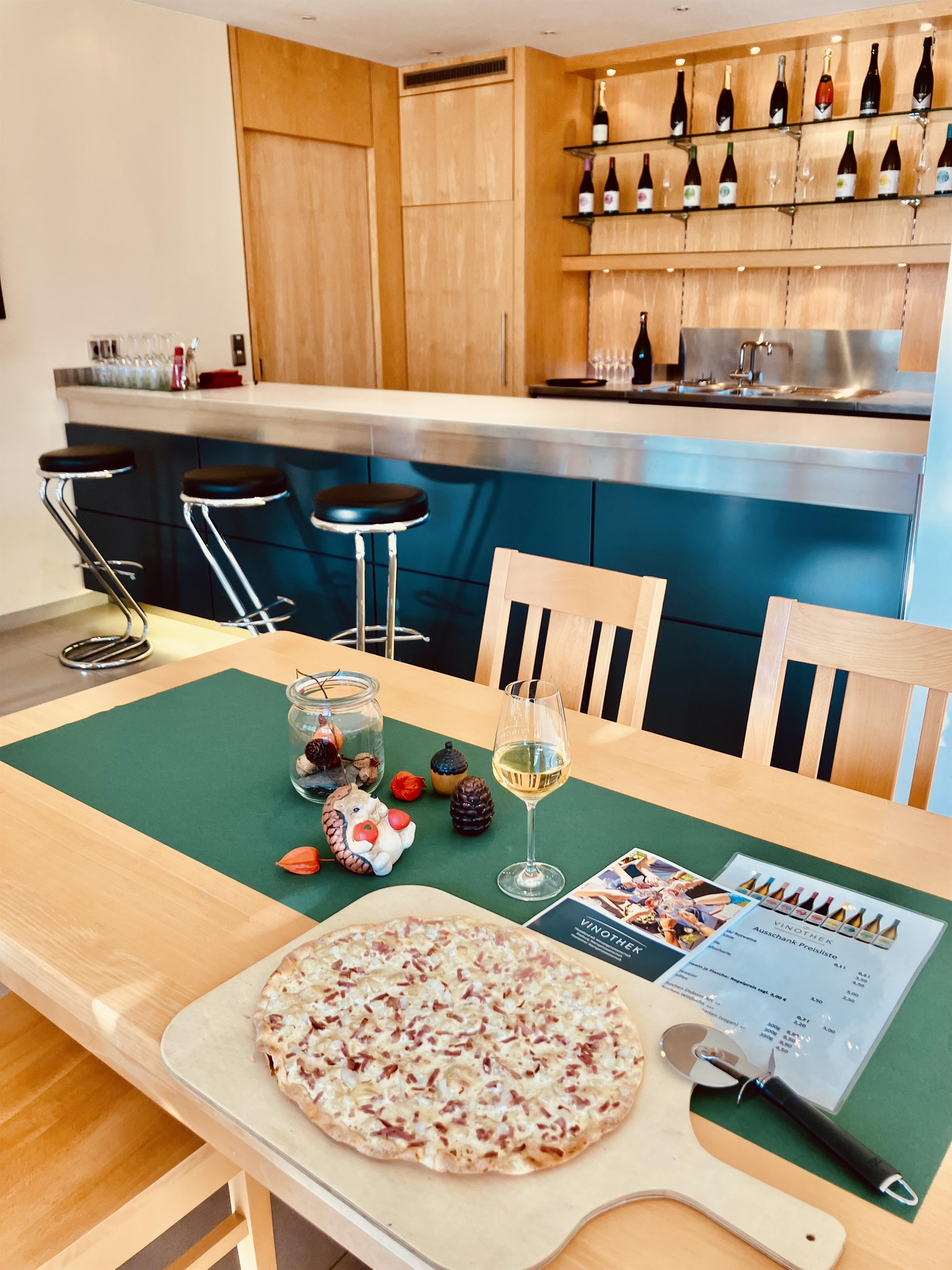 Vinothek Wiltingen (02)