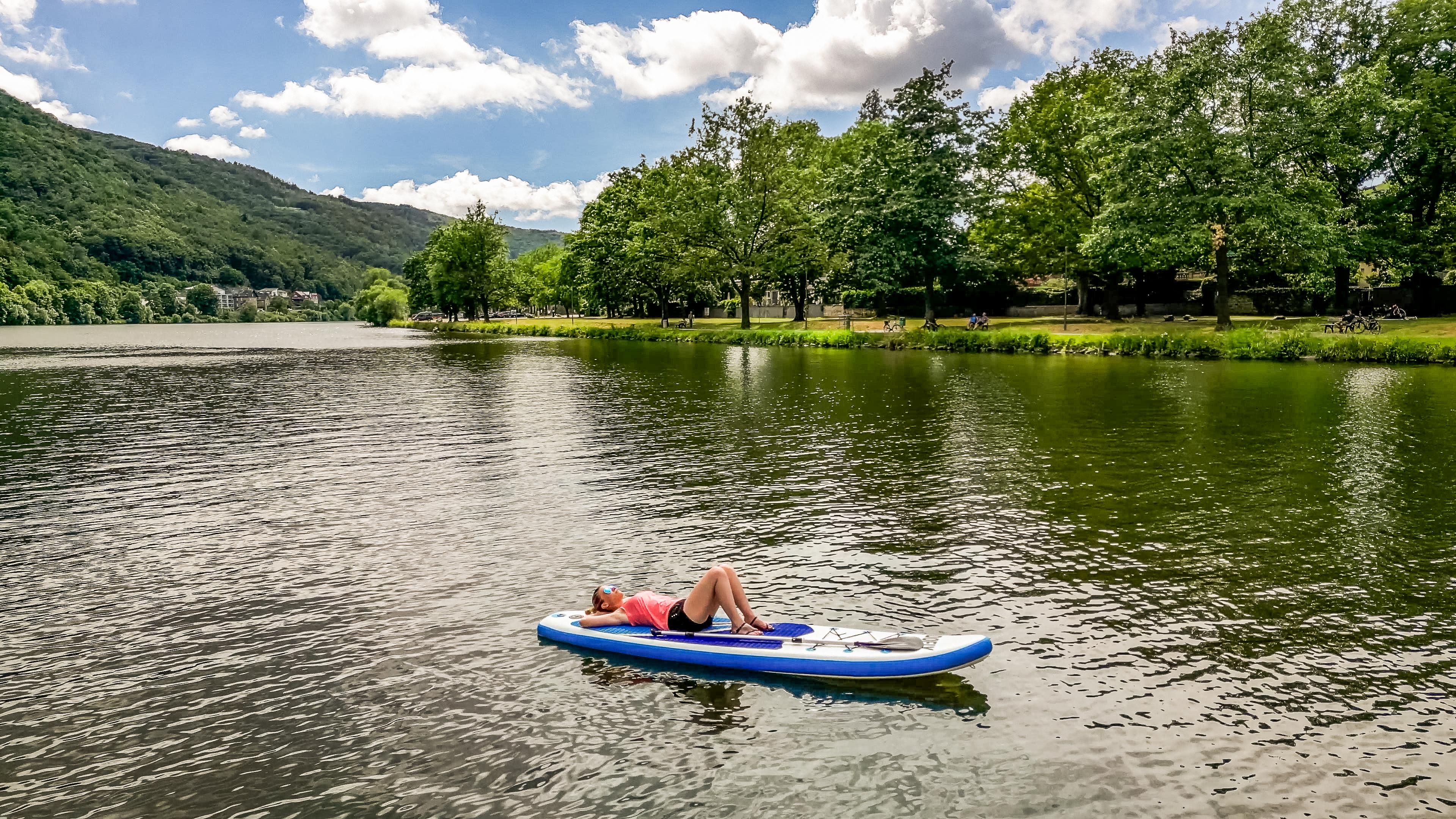 Freizeit auf der Mosel mit dem SUP