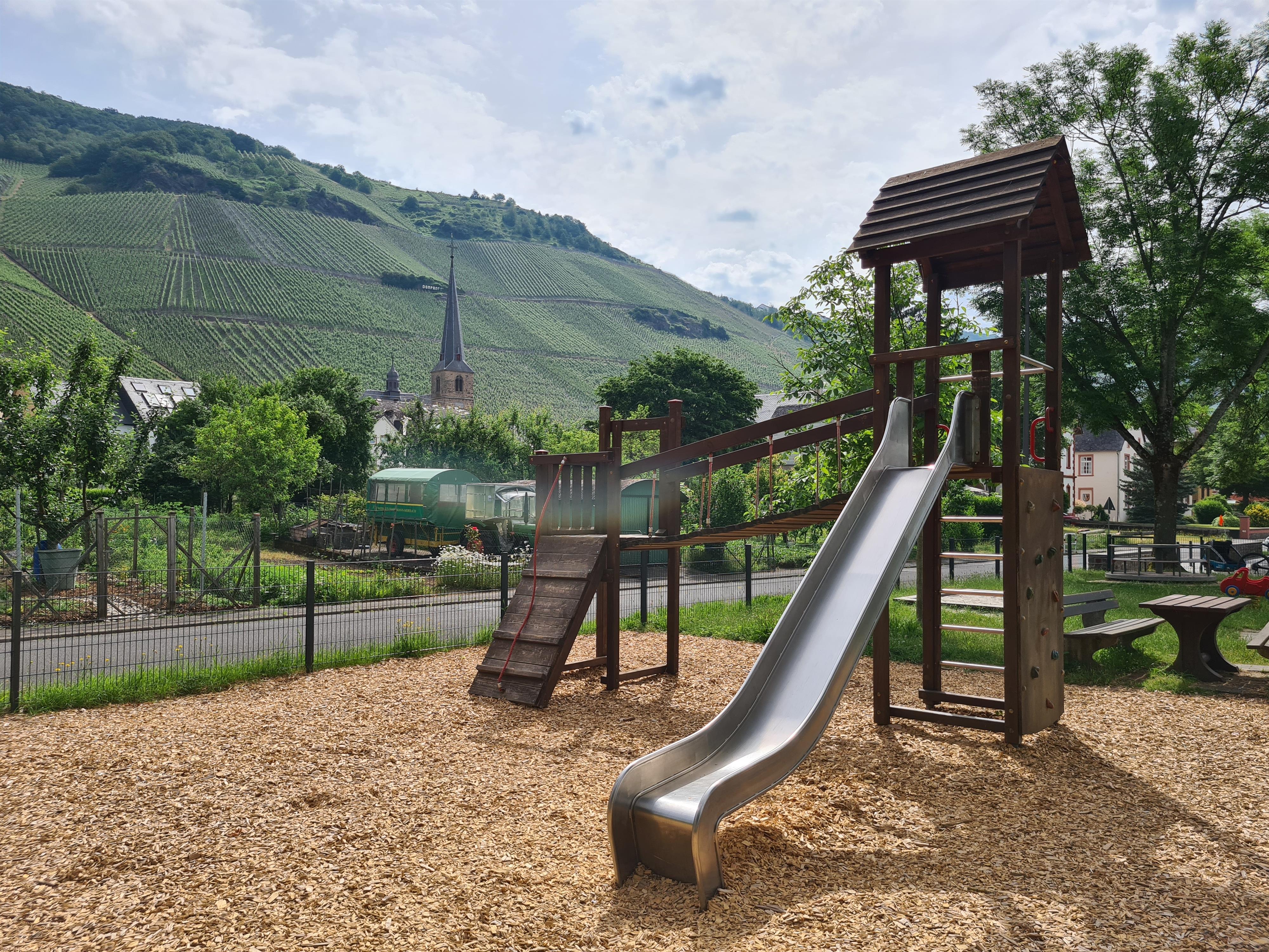Spielplatz Rutsche