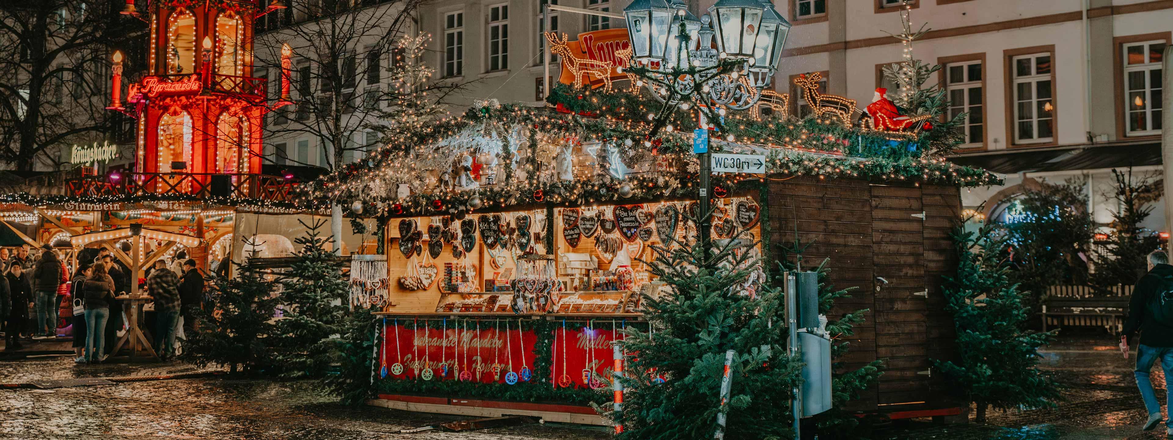 Eine Bude auf dem Koblenzer Weihnachtsmarkt