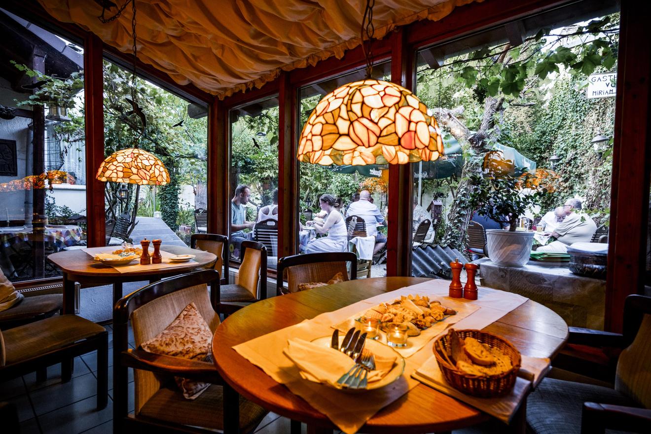 Genussvolle Stunden mit Blick in den Garten
