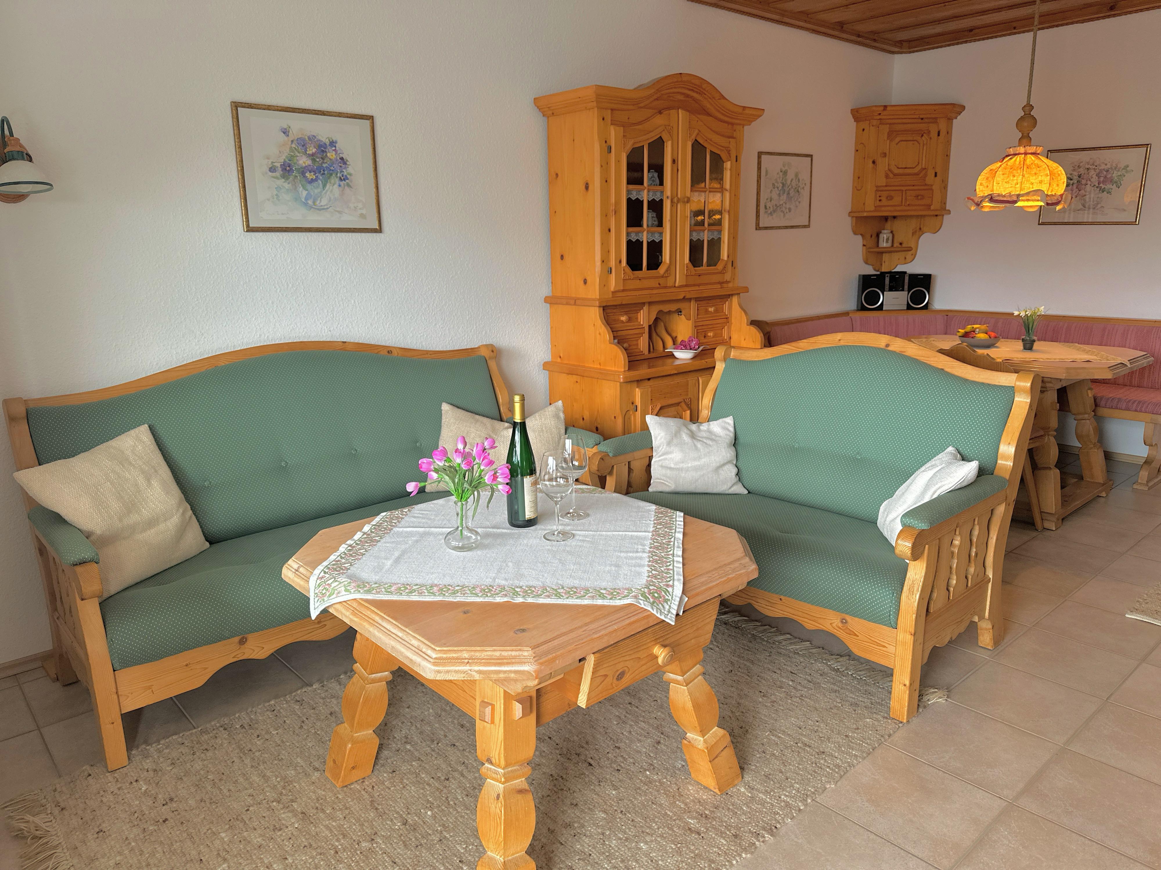 FEWO Nr 7 Moselpanorama Wohnzimmer