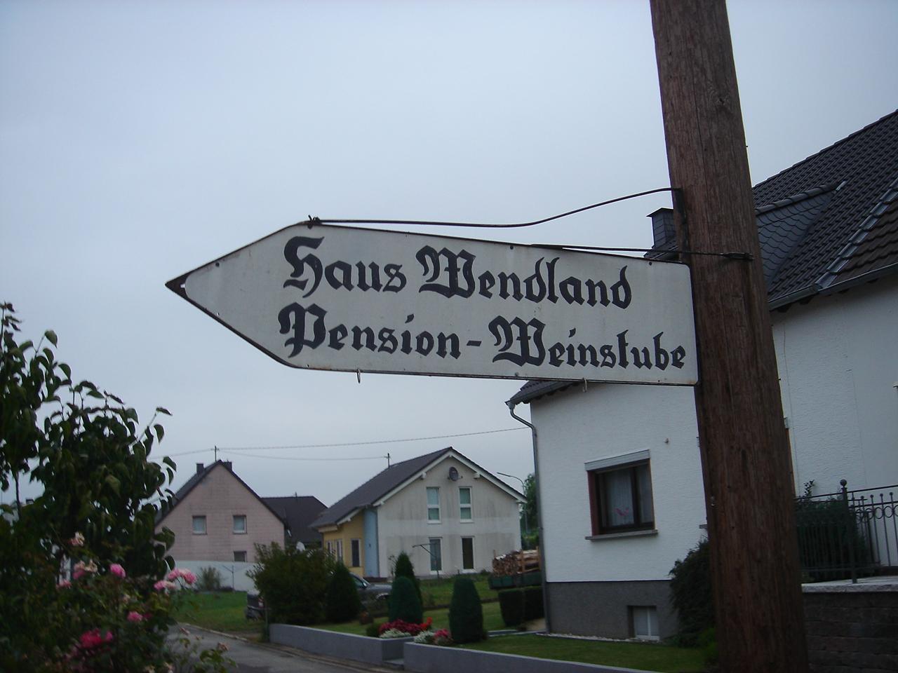 Hinweis Schild