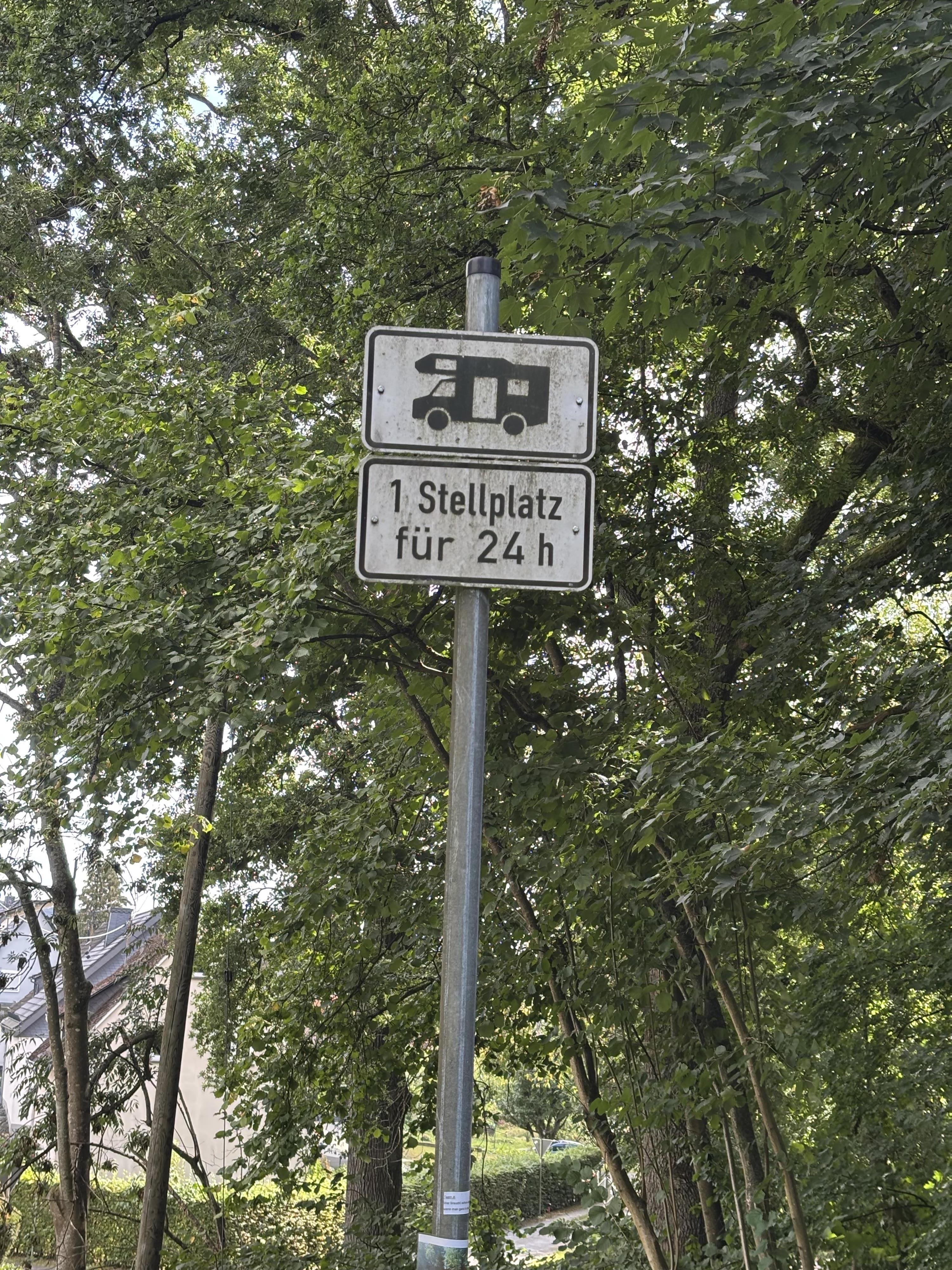 Wohnmobilstellplatz am Waldschwimmbad, Hamm — photo 7
