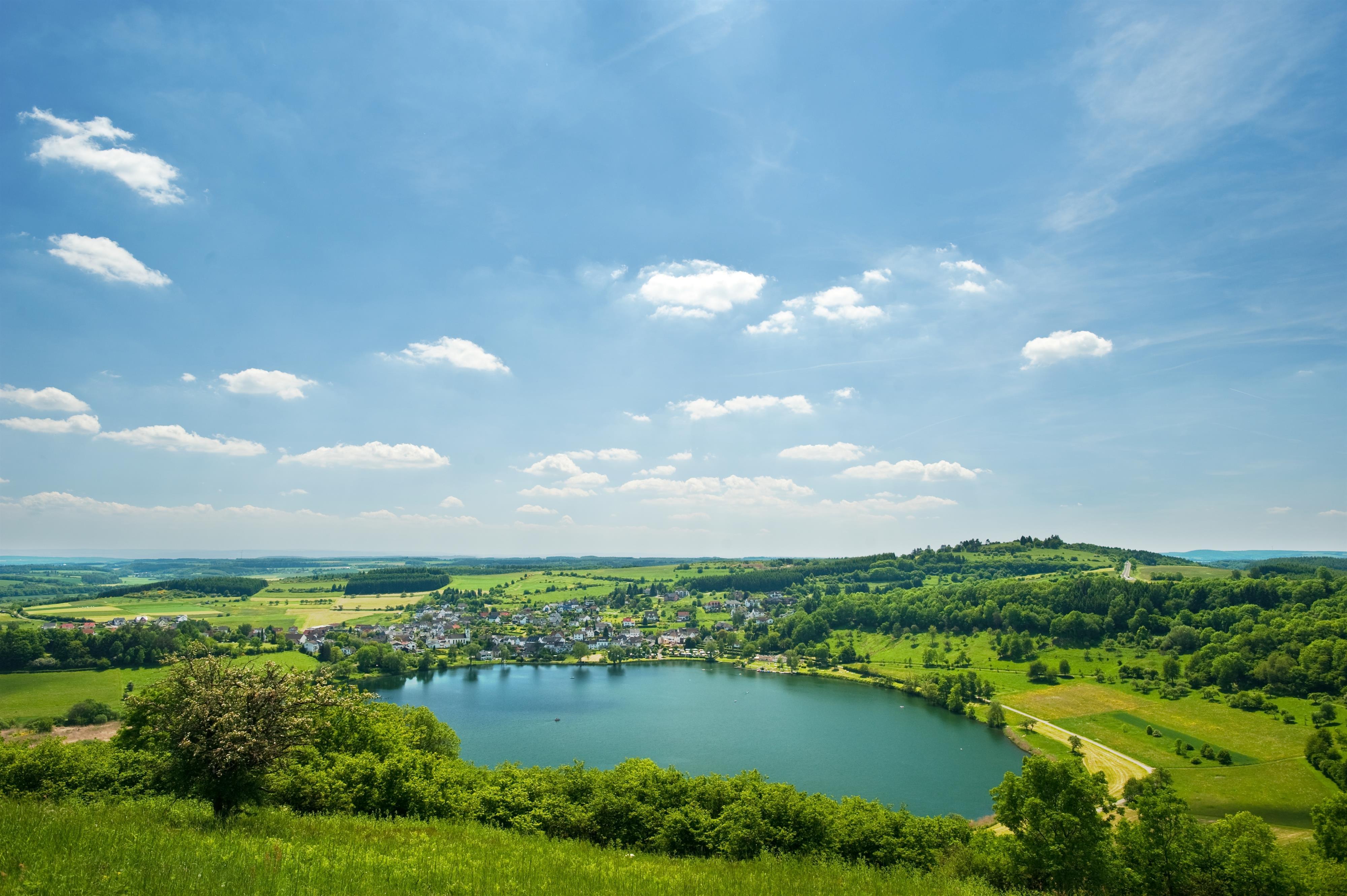 Schalkenmehrener Maar - Nähe Hoher List
