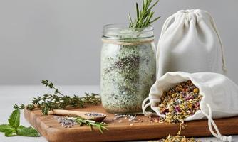 Herbal workshop ‘Herbal gifts’