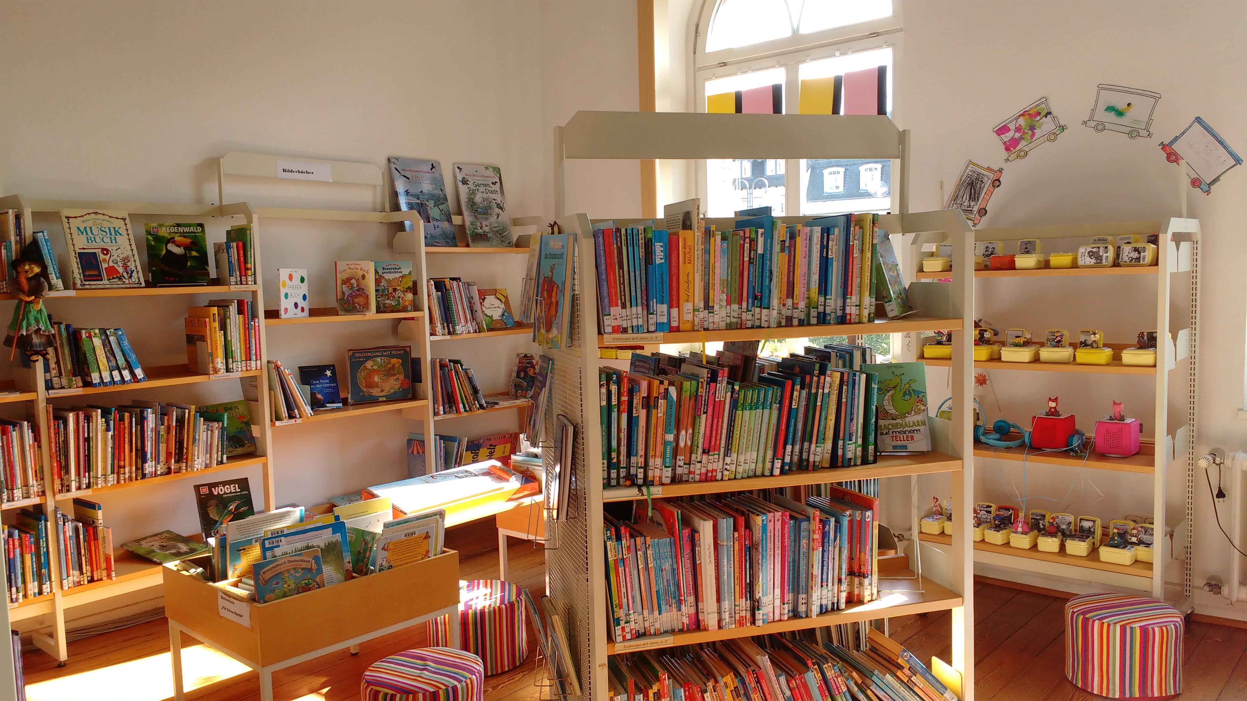 Bücher.. Bücher.., @ Stadtbücherei Adenau