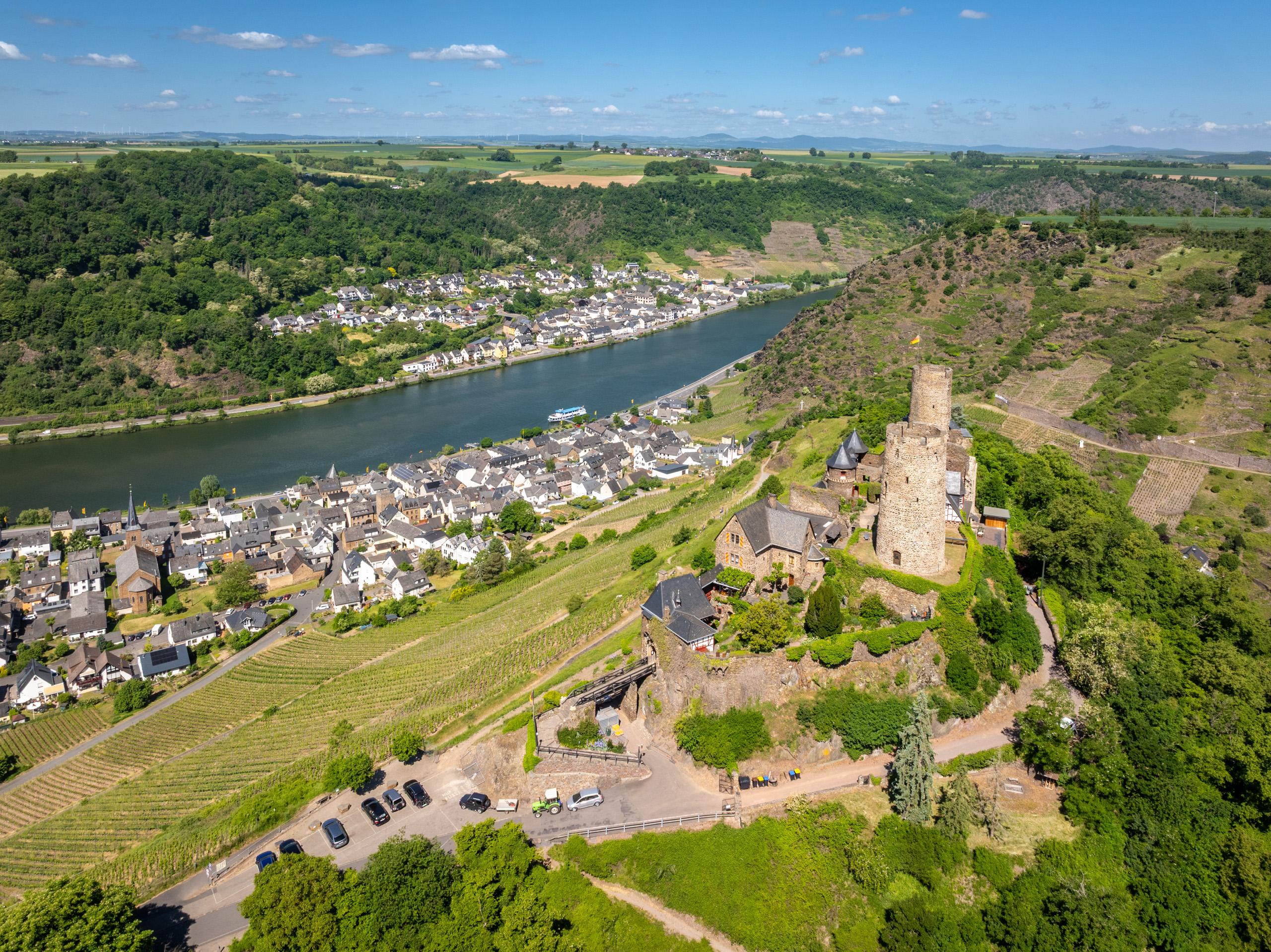 Burg Thurant Luftaufnahme_Mai 2025_2