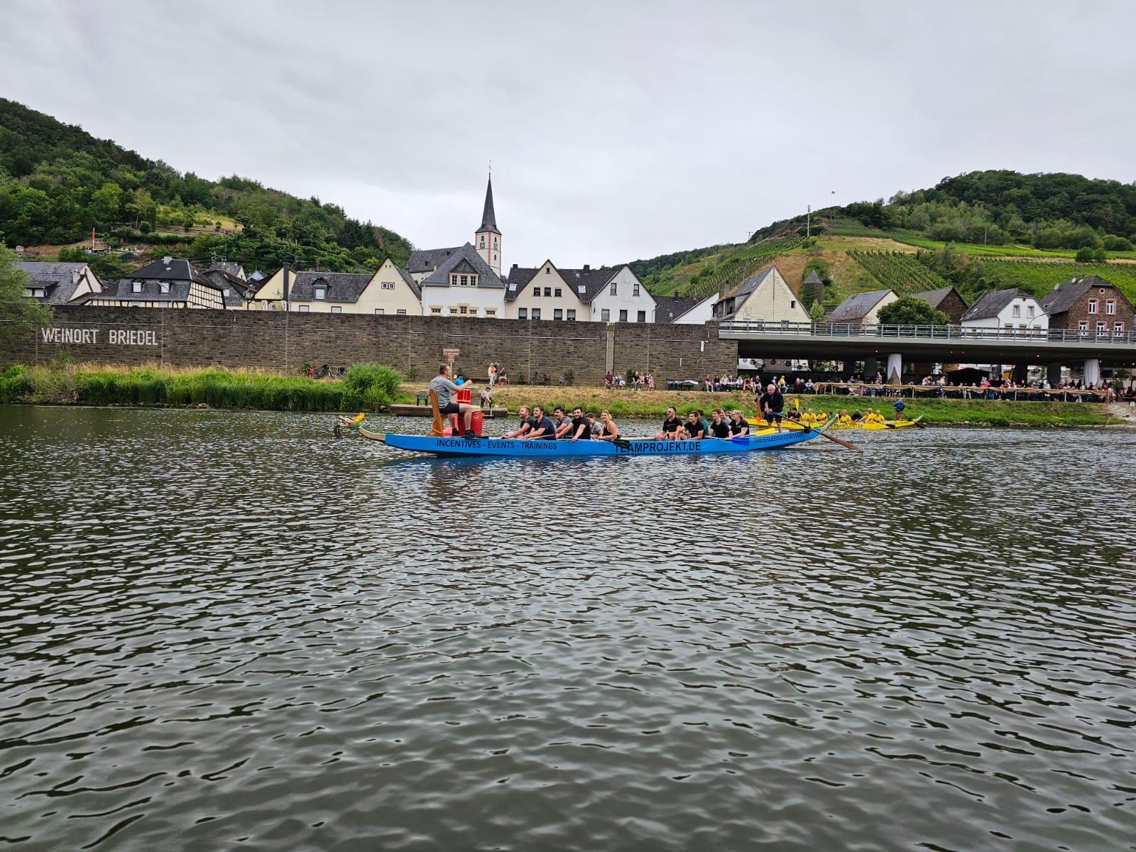 Drachenbootrennen