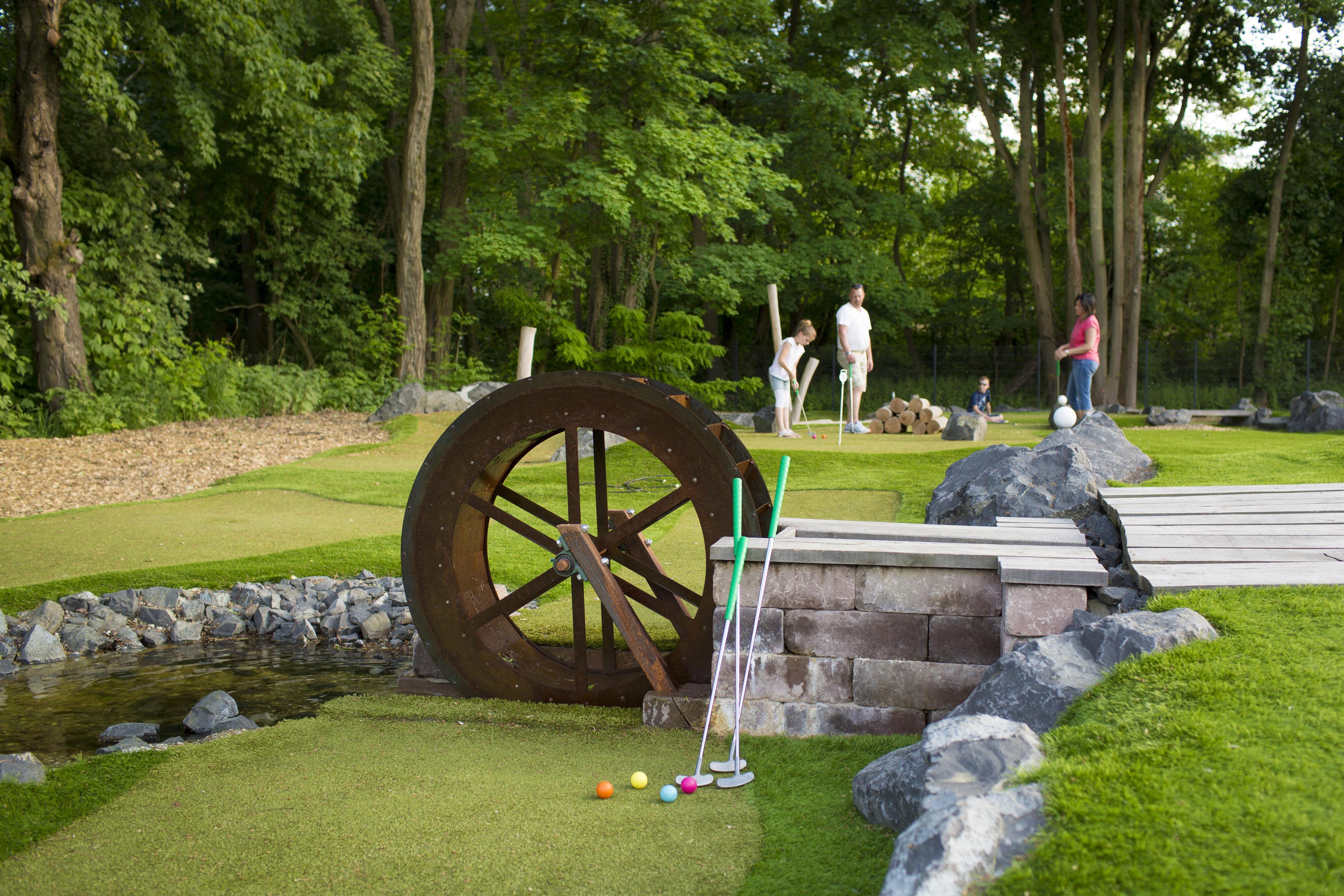 AdventureGolf Koblenz, Anlage