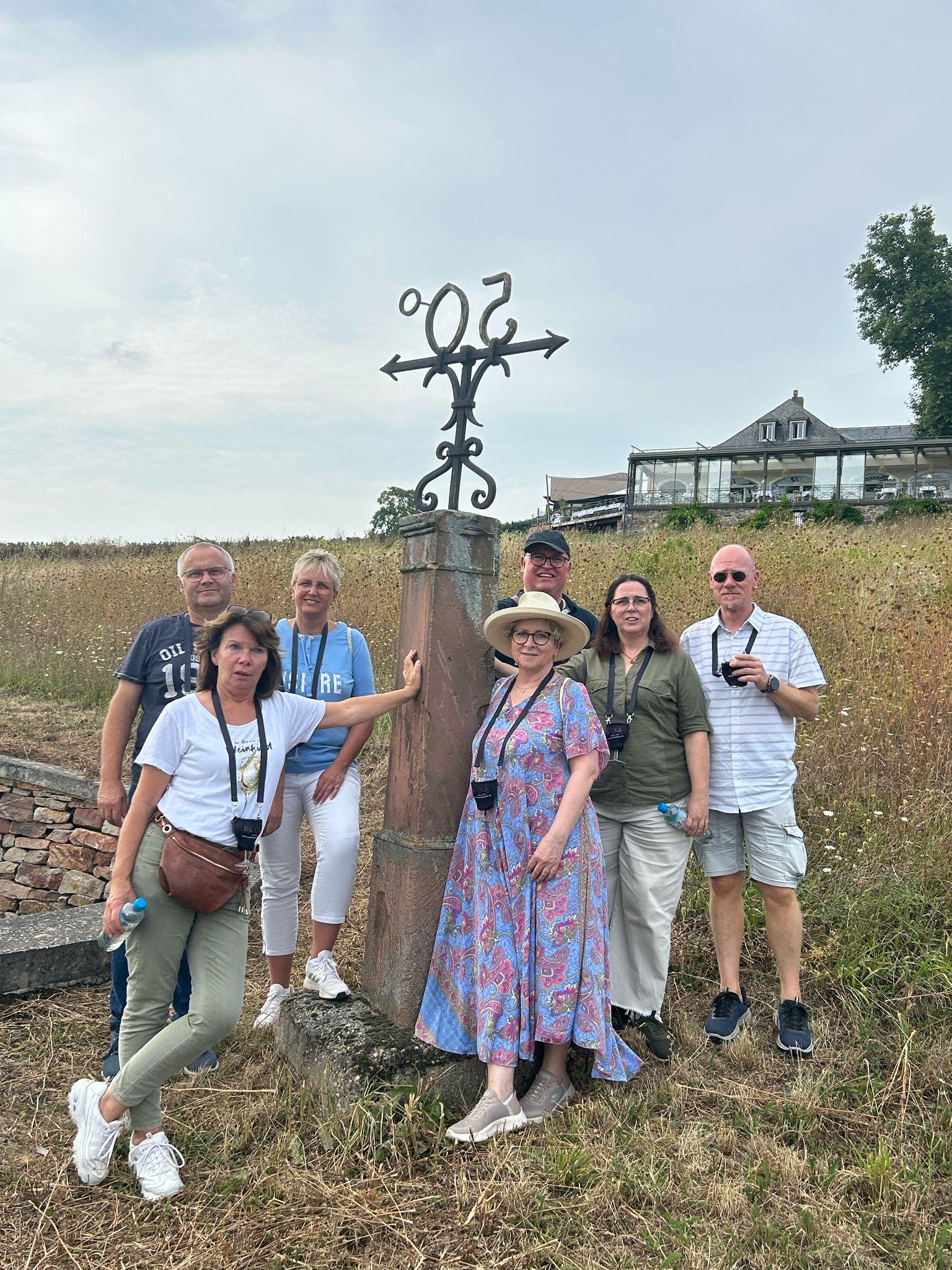 Johannisberg Kellerführung & Weinwanderung zum Schloss
