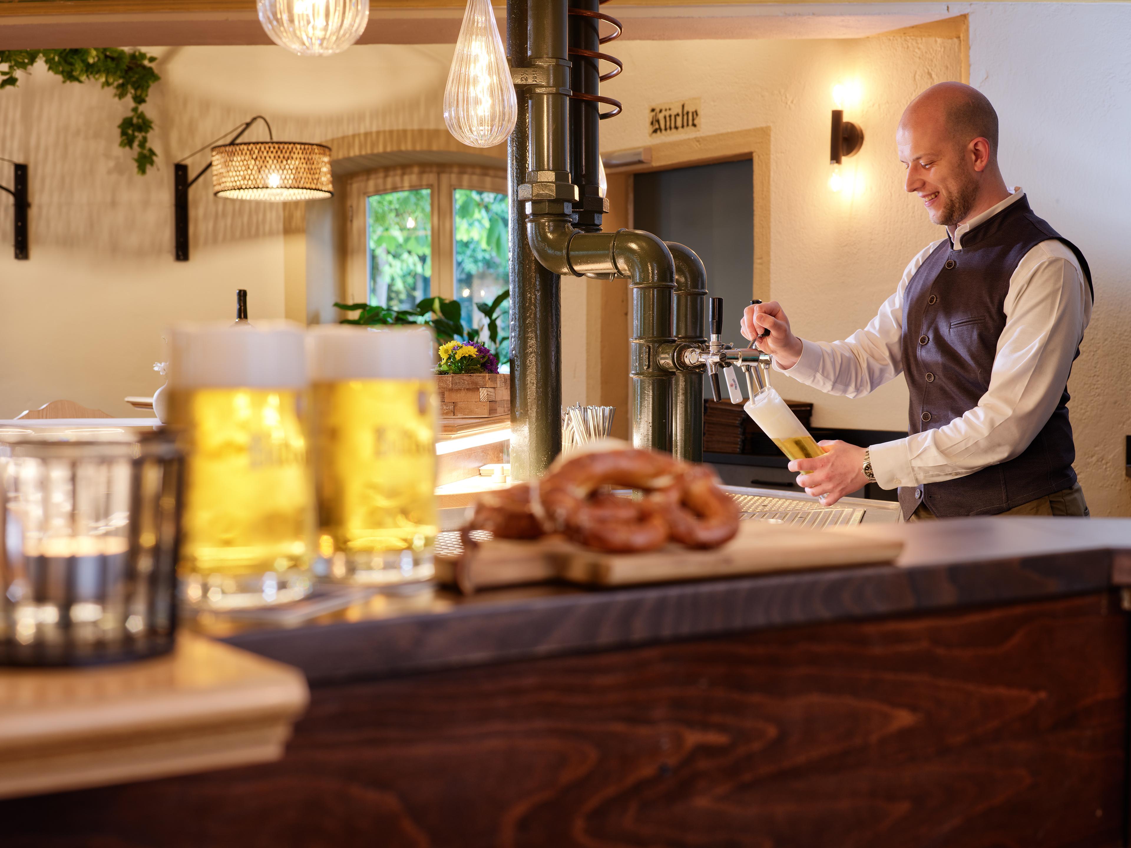 Keller's Wirtshaus by Erasmus (03)