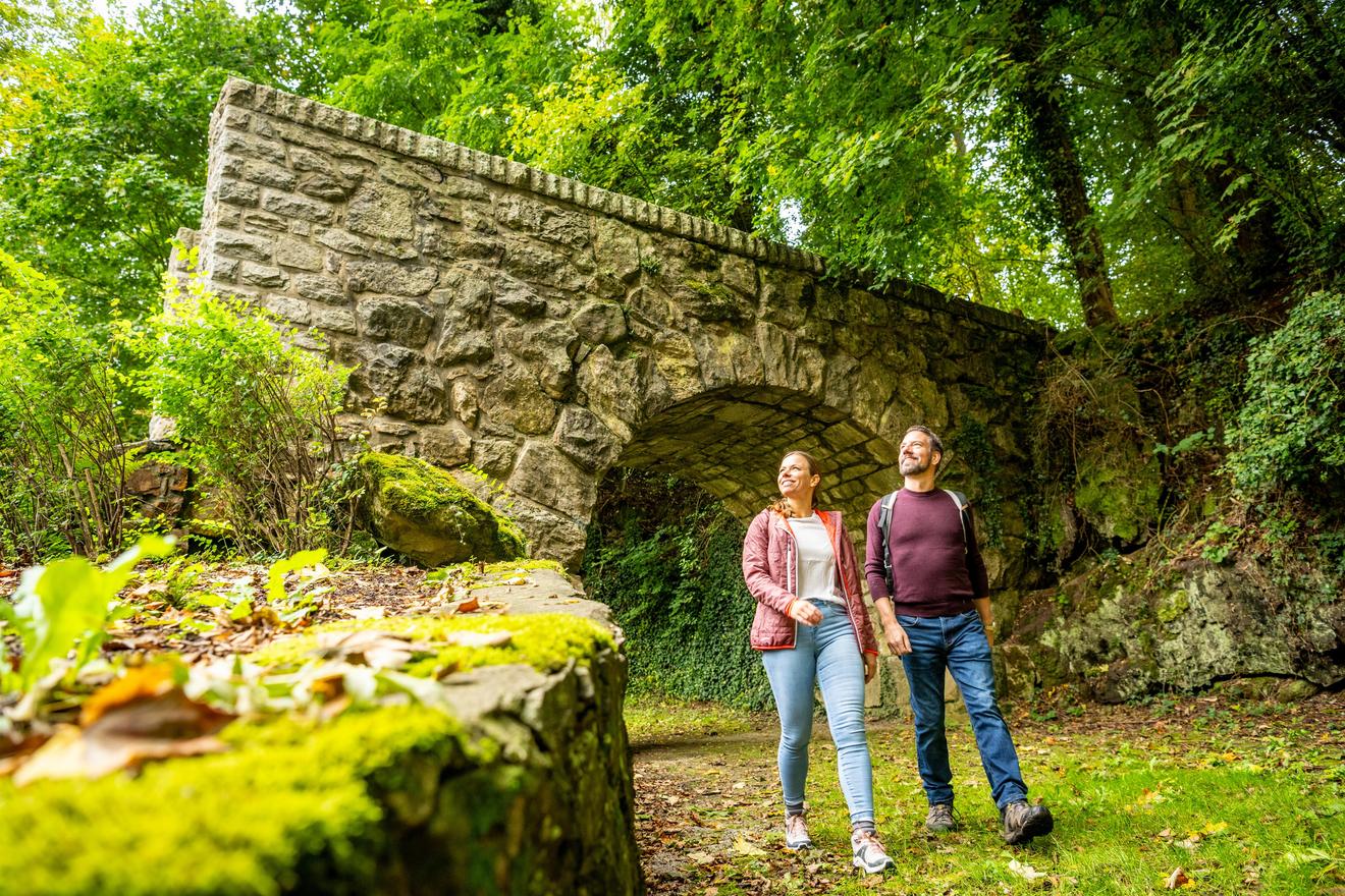 Unterwegs am historischen Aquädukt