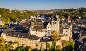 Über den Dächern von Diez: das Grafenschloß