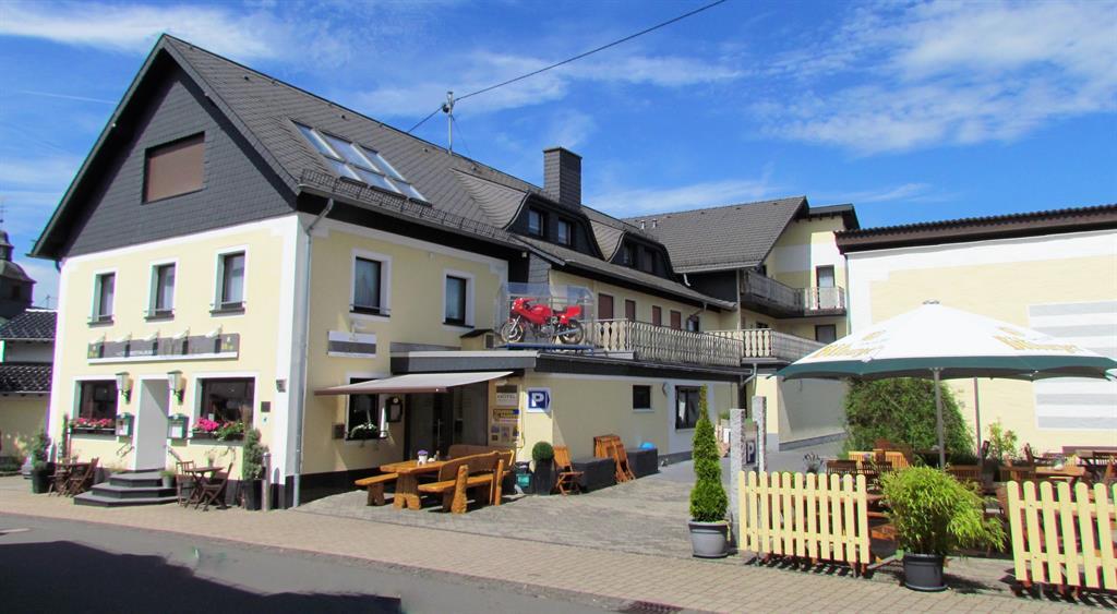 Hotel-Restaurant Hüllen in Barweiler, @ Hüllen