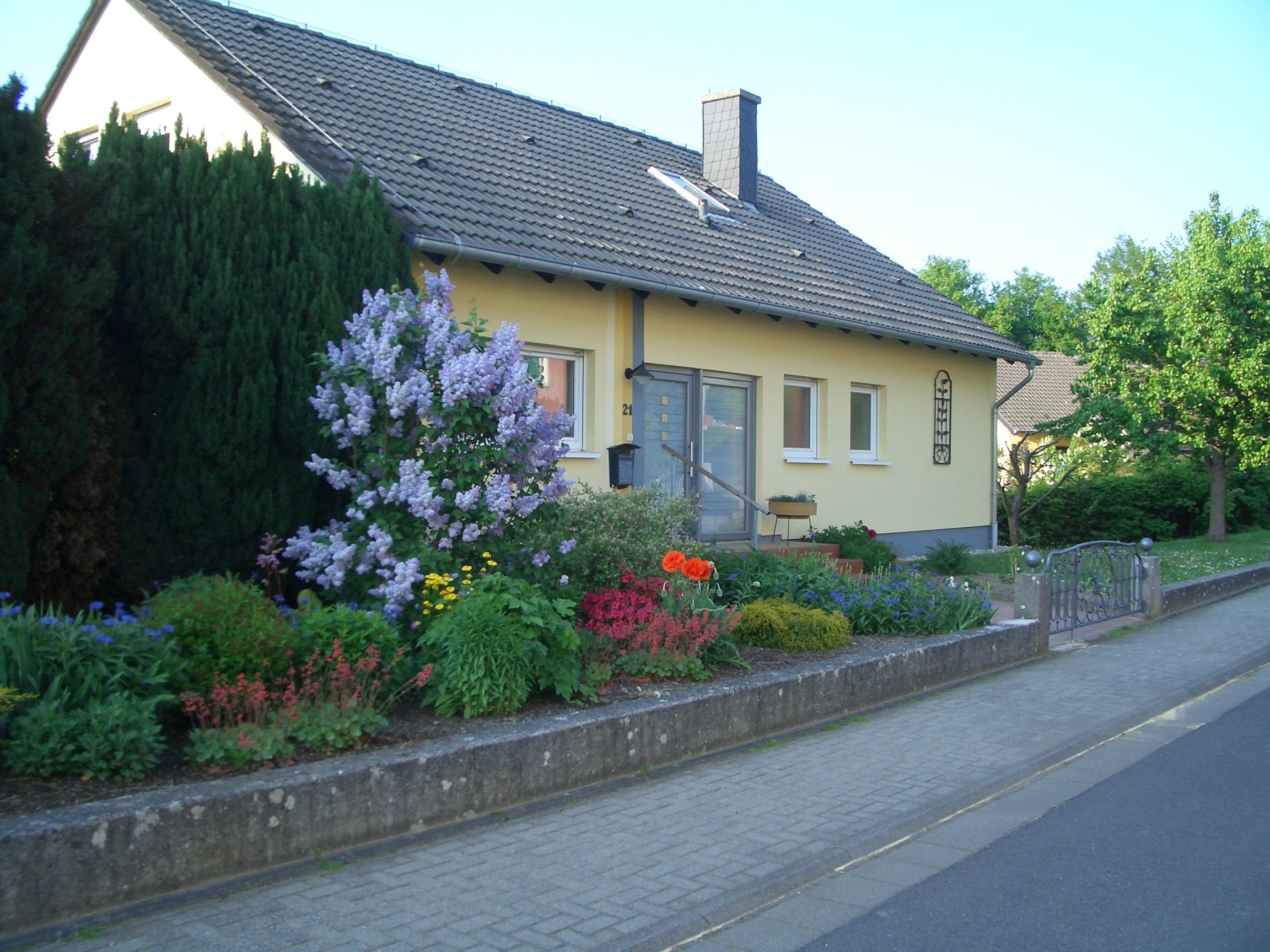 Ferienhaus am See Ferienhaus, Toilette und Bad/Dus Ferienhaus  Rheinland Pfalz