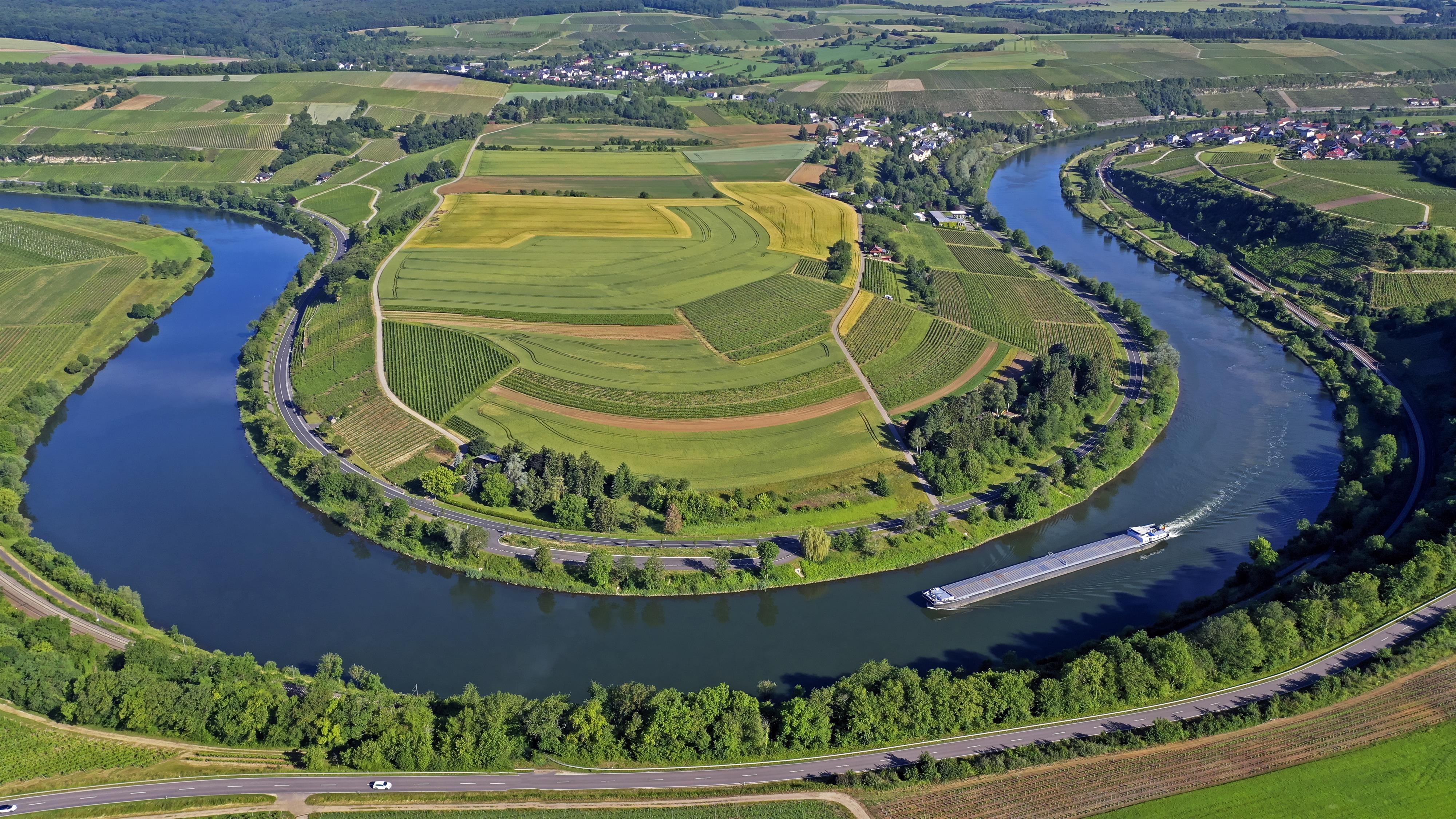 Moselschleife bei Palzem-Wehr