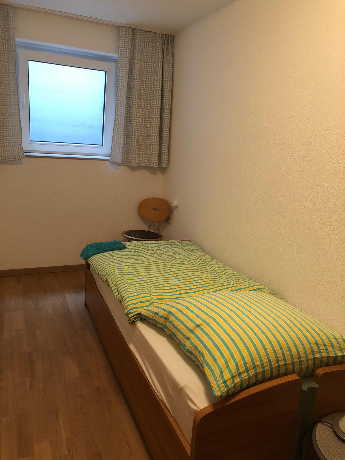 7_Zweibett-Schlafzimmer2