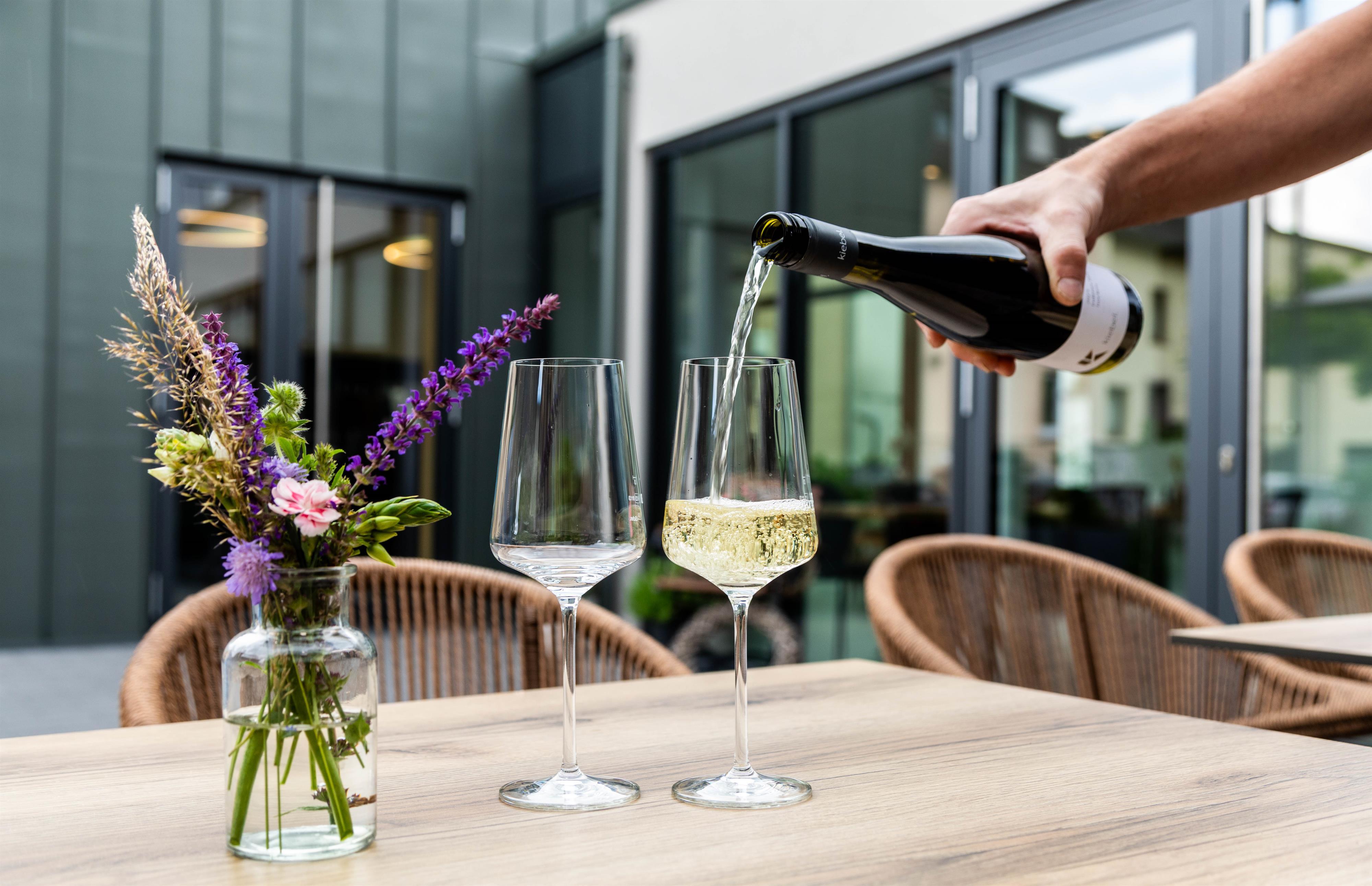 Weingenuss im Weingut Kiebel