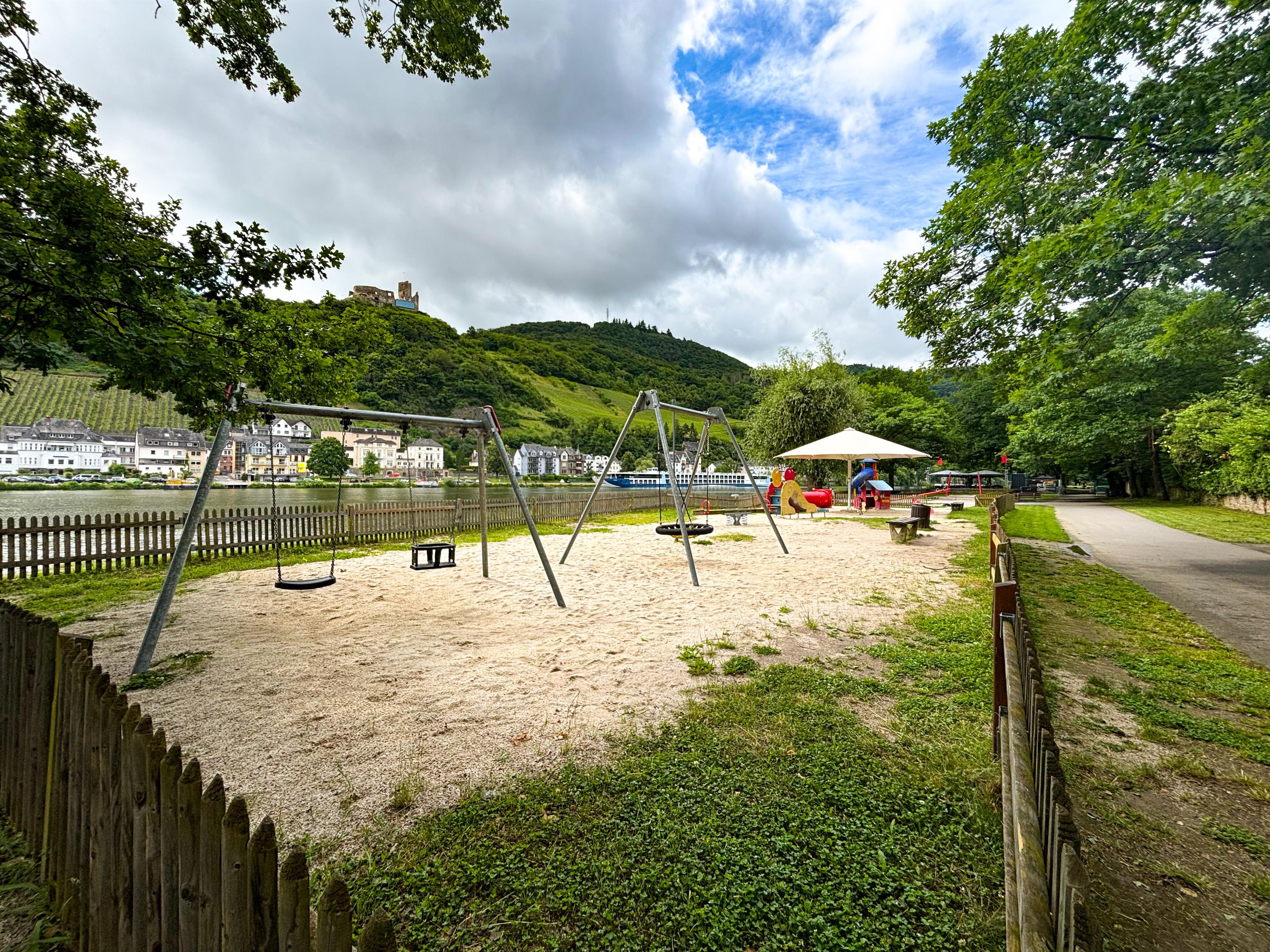 Spielplatz Moselauen