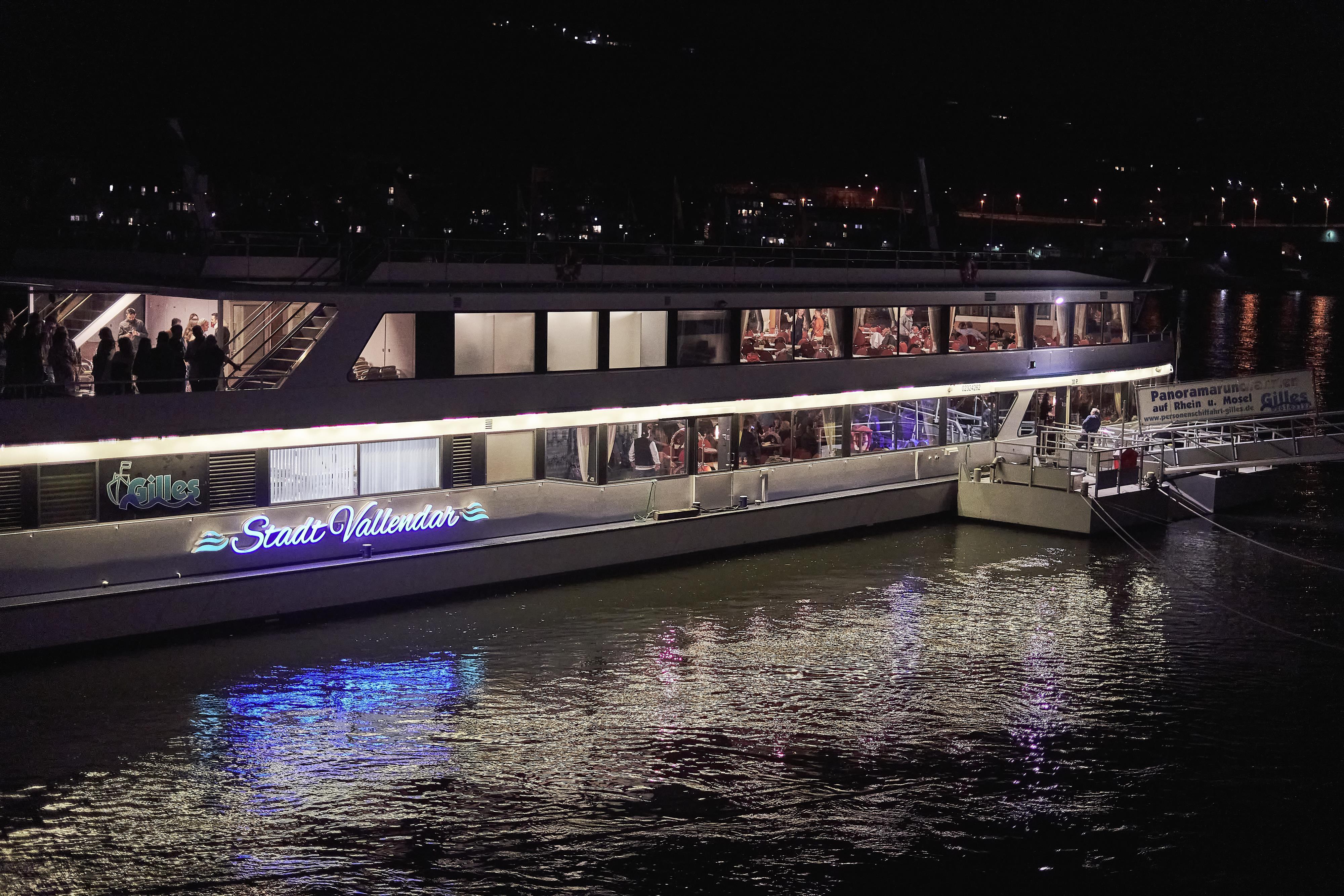 Wein on the Water 3