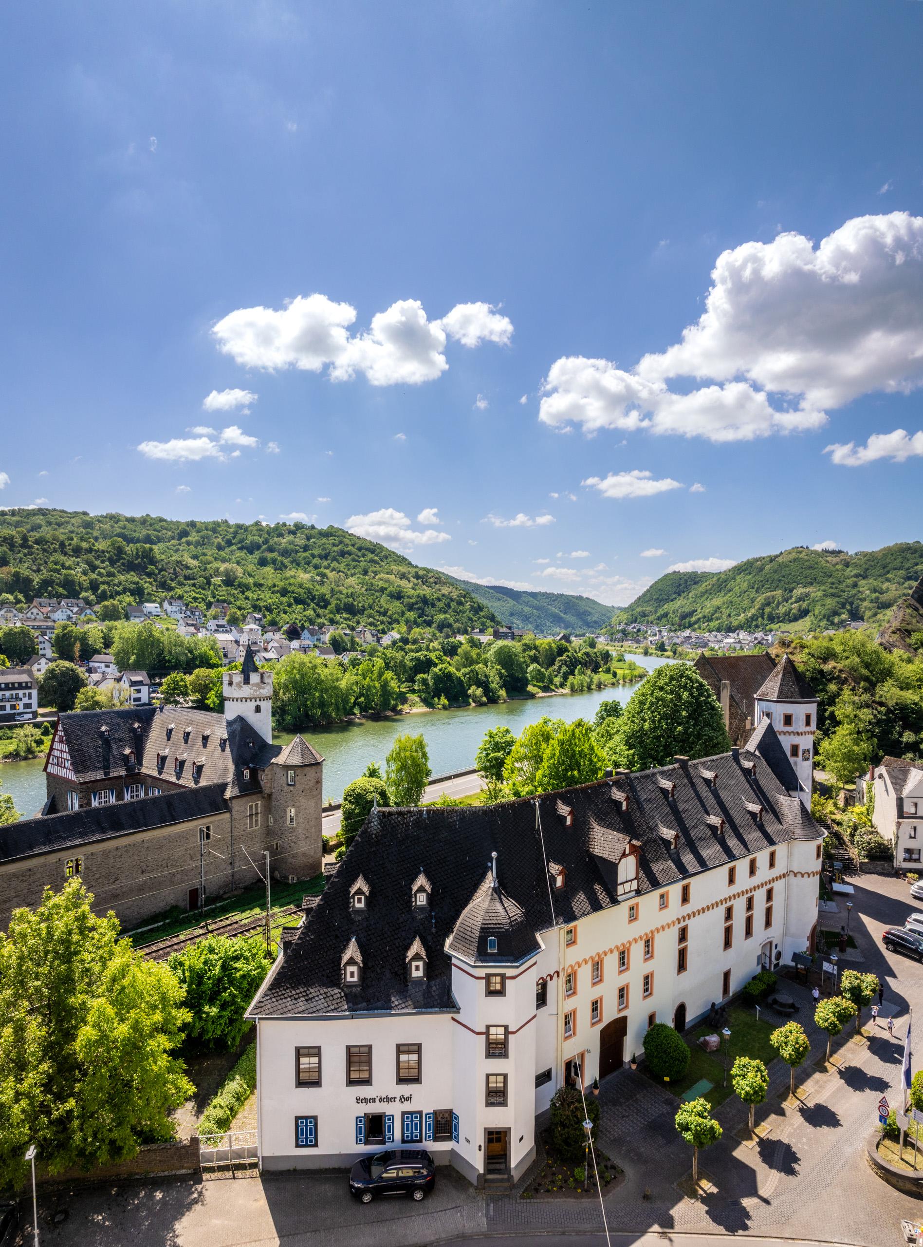 Schloss von der Leyen_Luftaufnahme_3