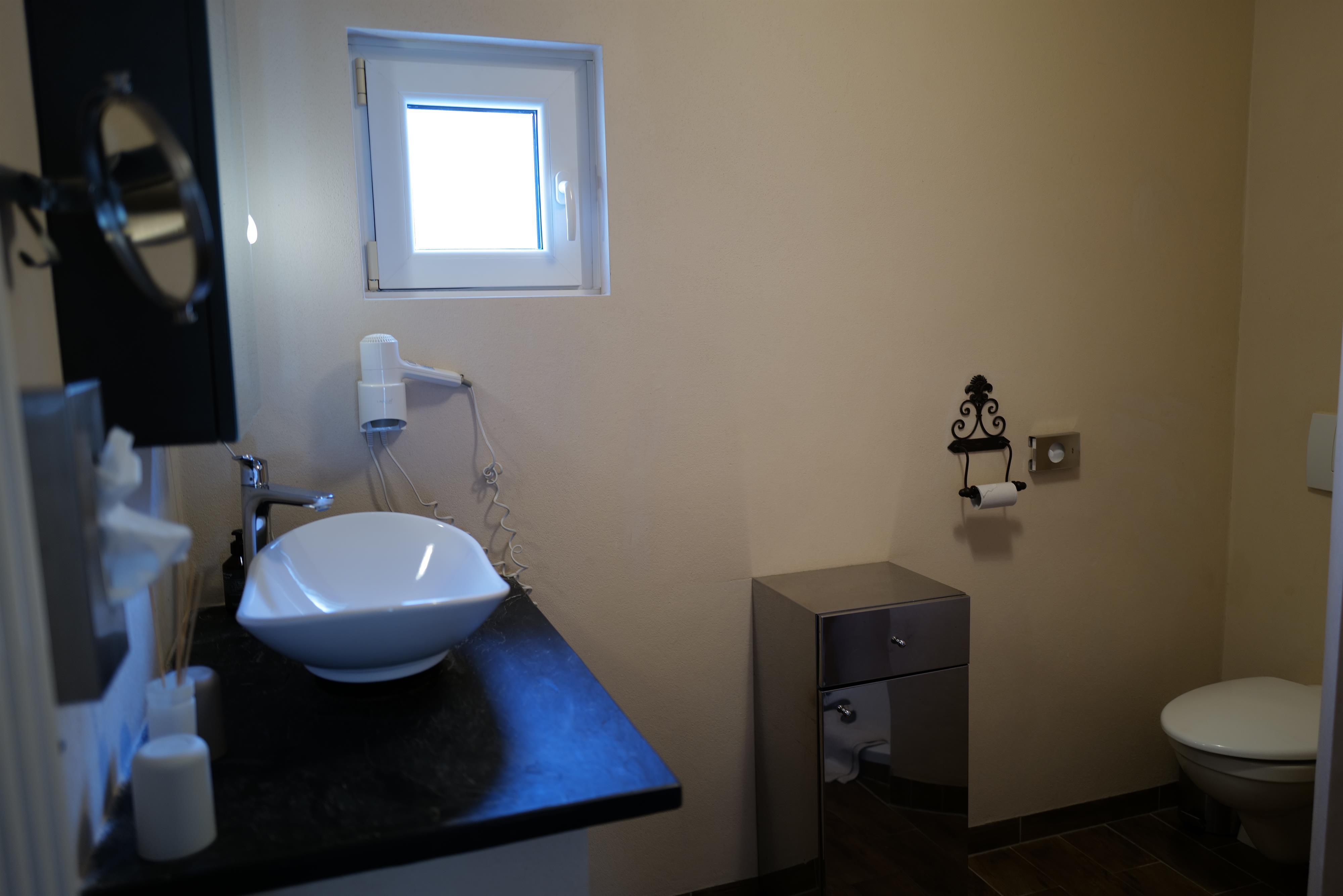 Schiefer - Blick, Badezimmer
