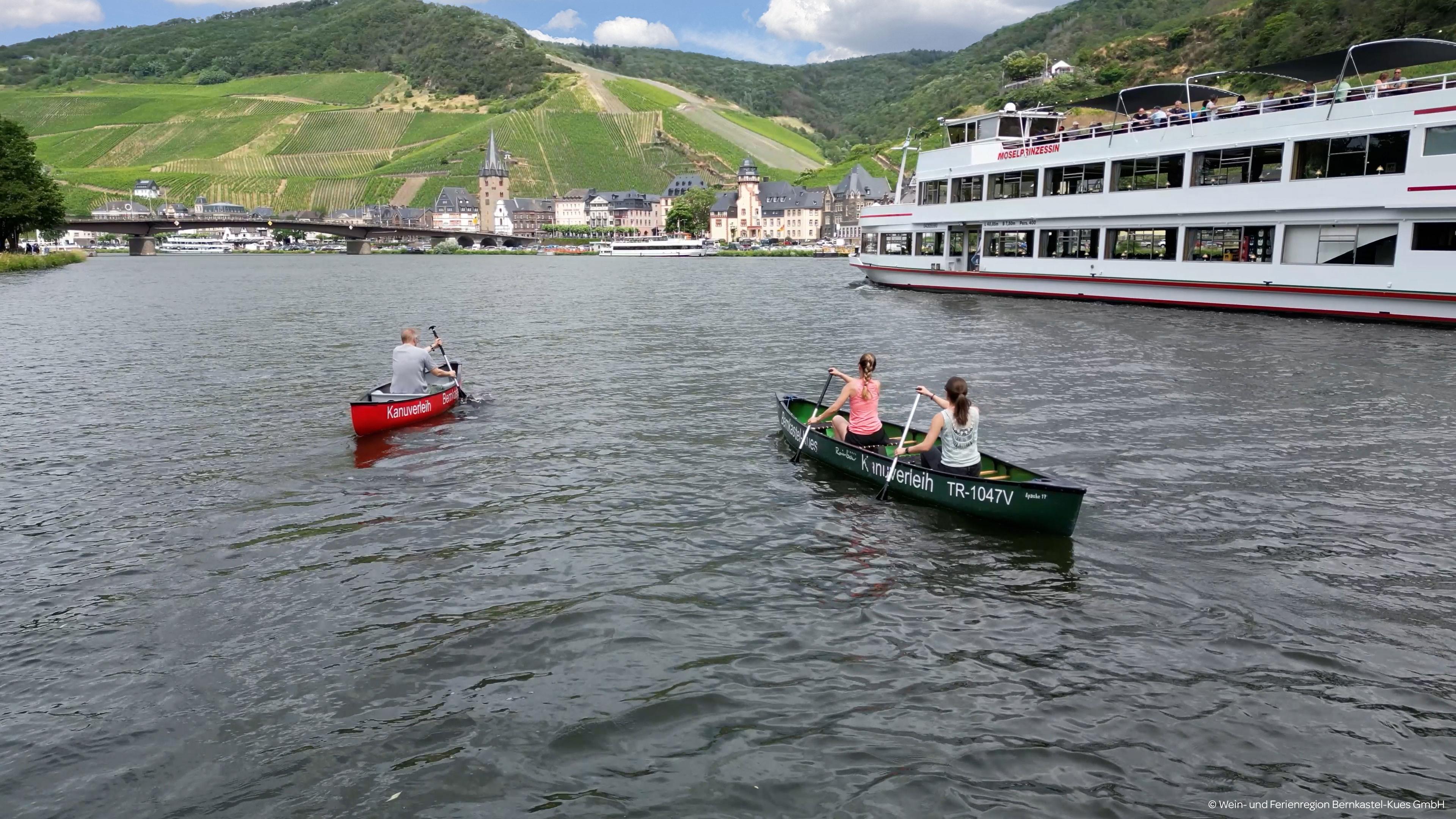 Sport_Mosel_Sommer_Perso_Schiff_Weinberg_Bernkaste
